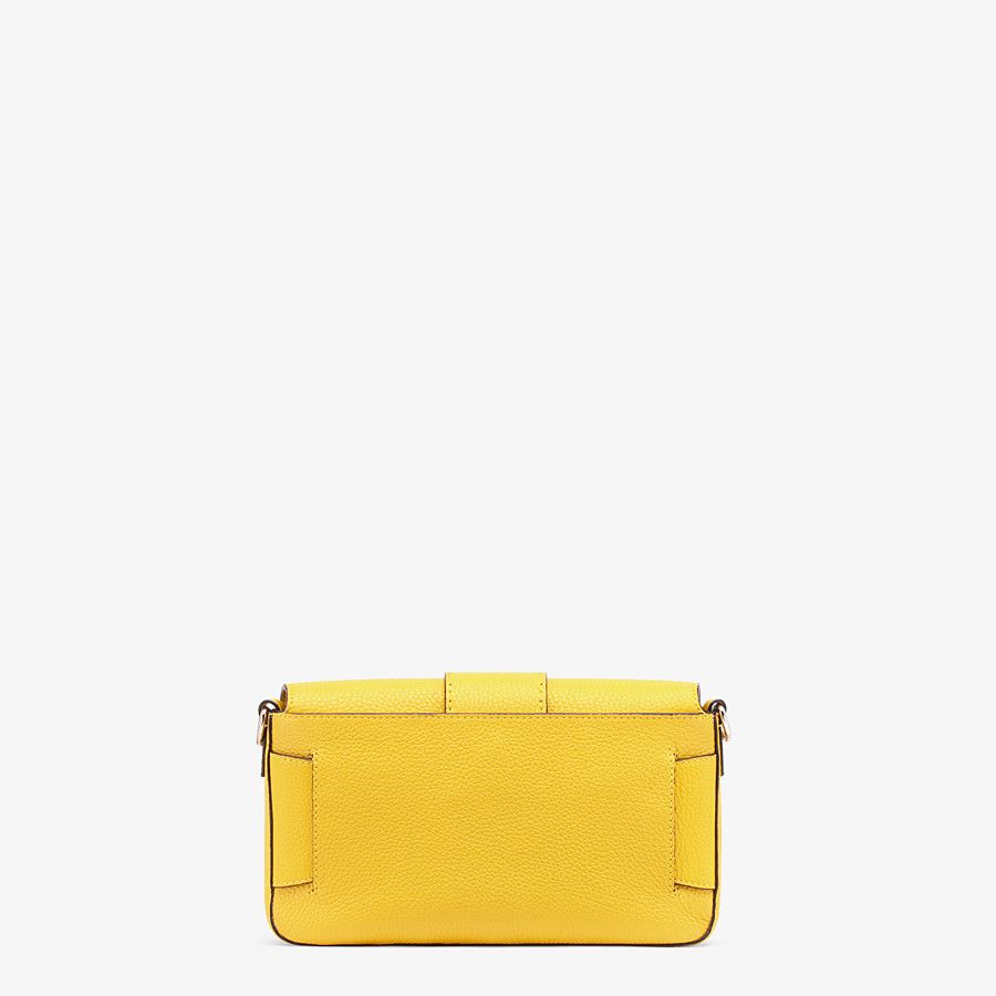 BAGUETTE Yellow leather bag