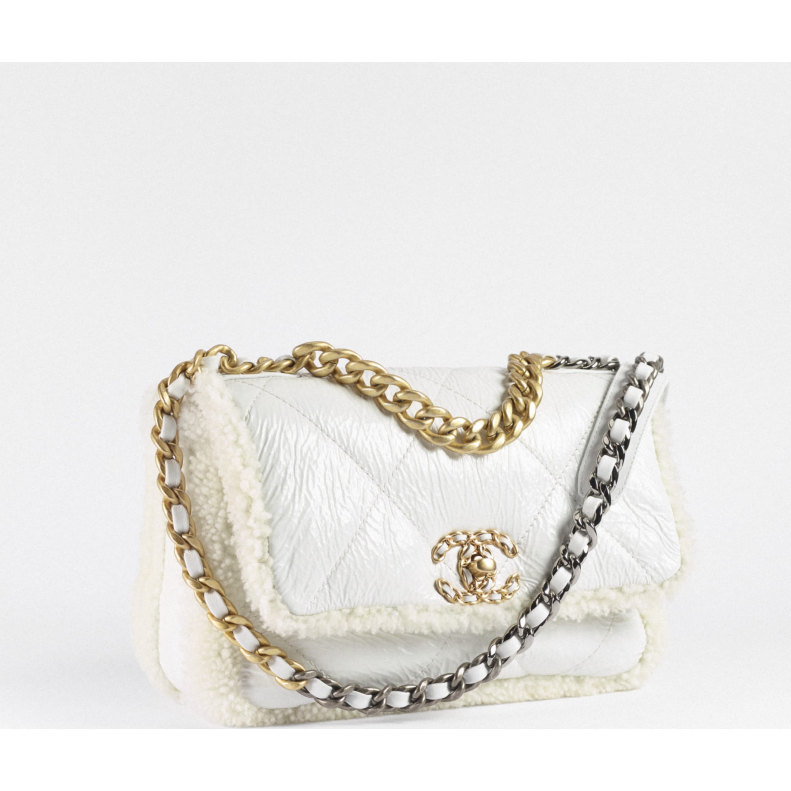 CHANEL 19 Handbag
