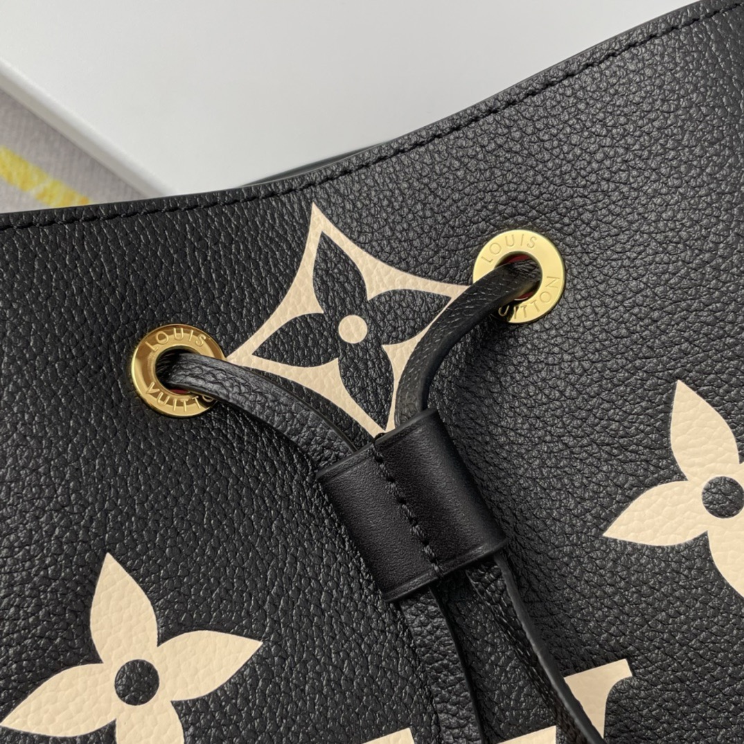 Louis Vuitton M45497 NoéNoé MM Shoulder Bag Size 26*26*17.5cm