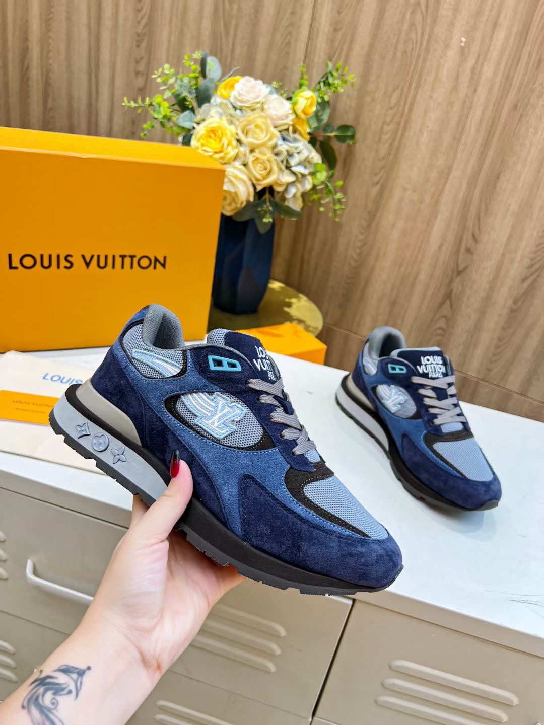 Louis Vuitton Run Away Sneaker Size 40-46