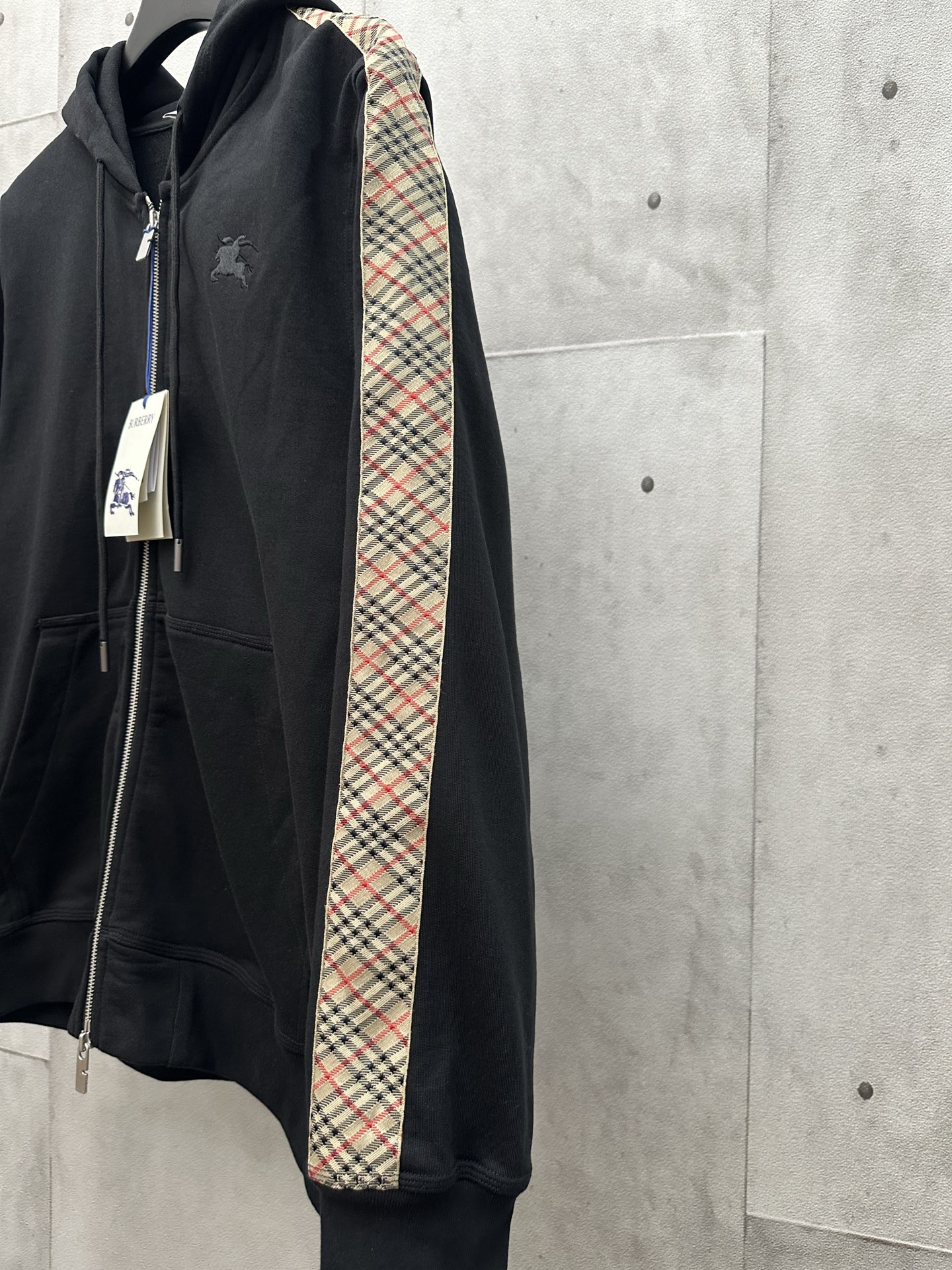 Burberry Unisex Jacket Size S-XL