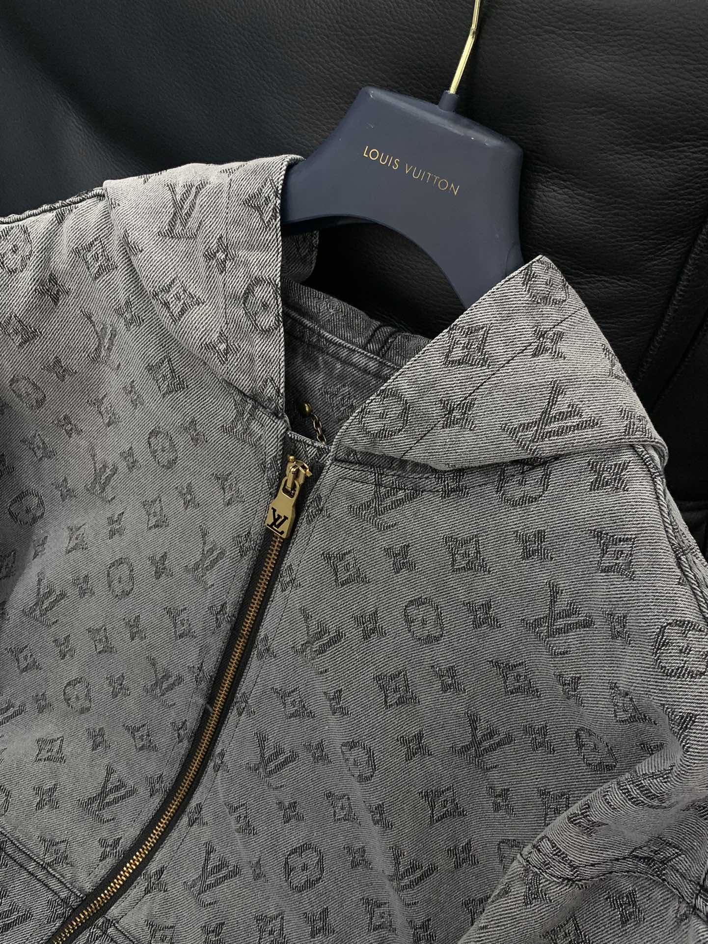 Louis Vuitton Unisex Jacket Size 46-52