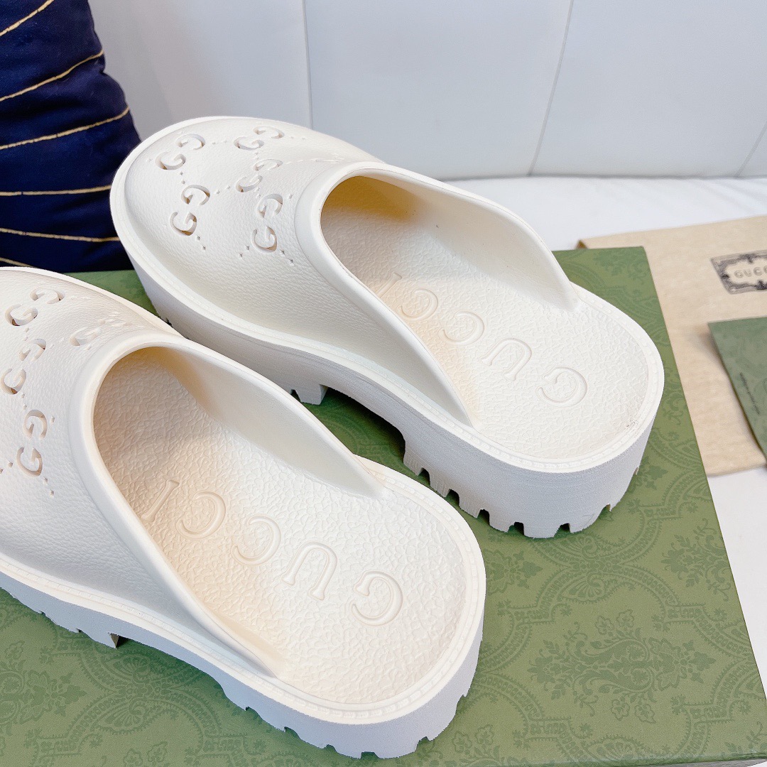 Gucci Slip on Sandal Slippers Size 36-45 Black/White