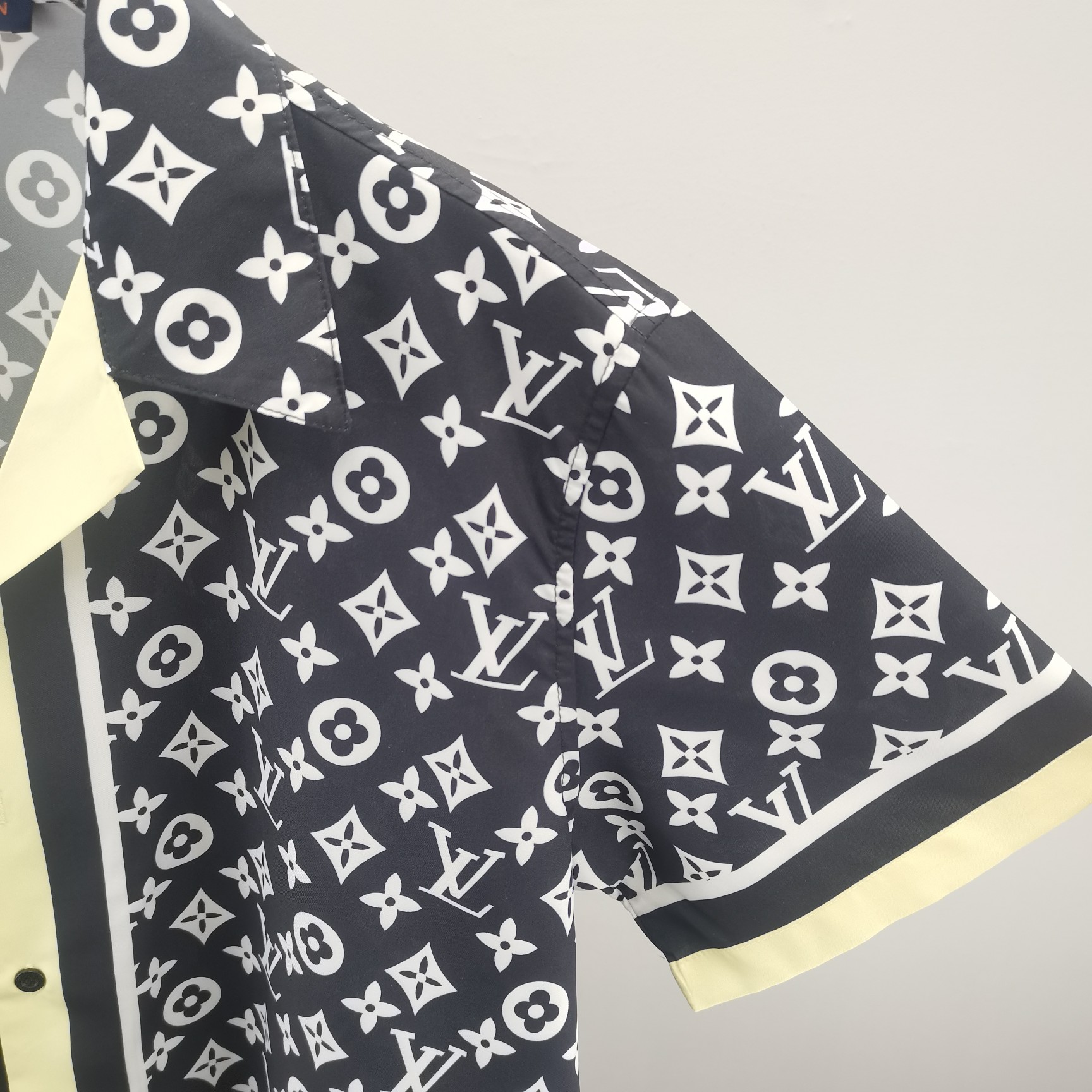 Louis Vuitton Sommeranzug Size M-XXXL