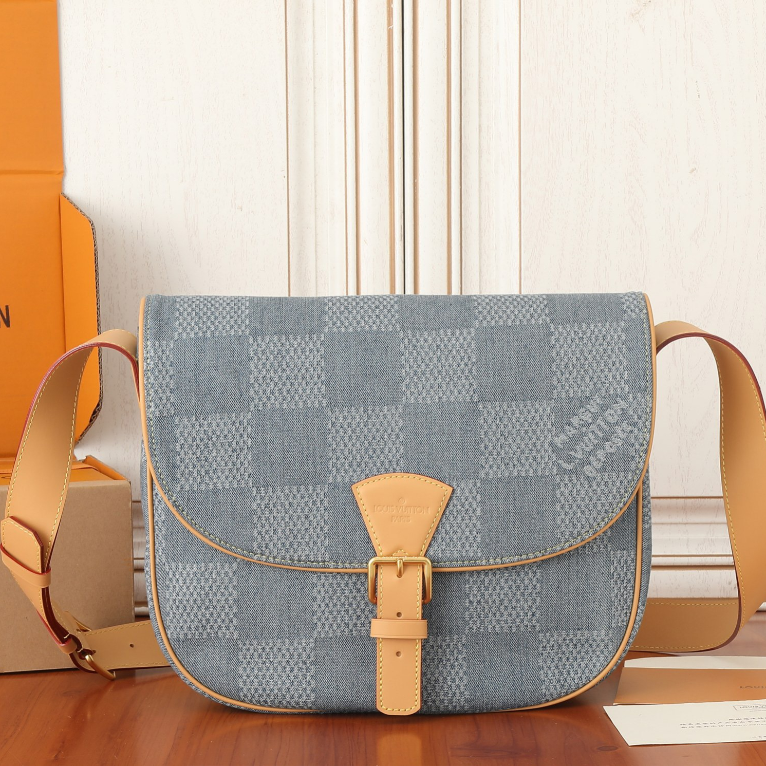 Louis Vuitton N40743 Montsouris Messenger MM Shoulder Bags Size 35*29*12cm