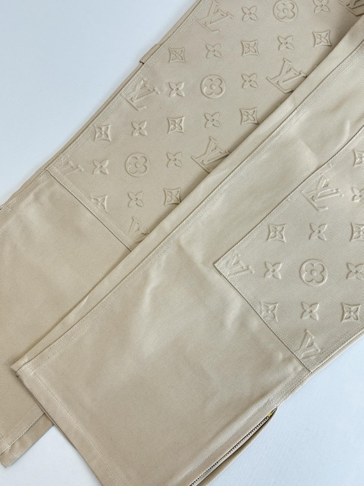 Louis Vuitton Unisex Jeans Size S-XL