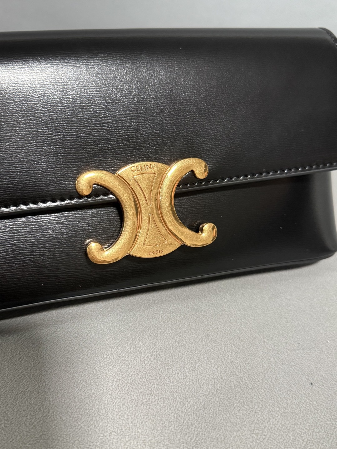 Celine 25ss Lulu Shoulder Bags Size 24*11.5*8cm