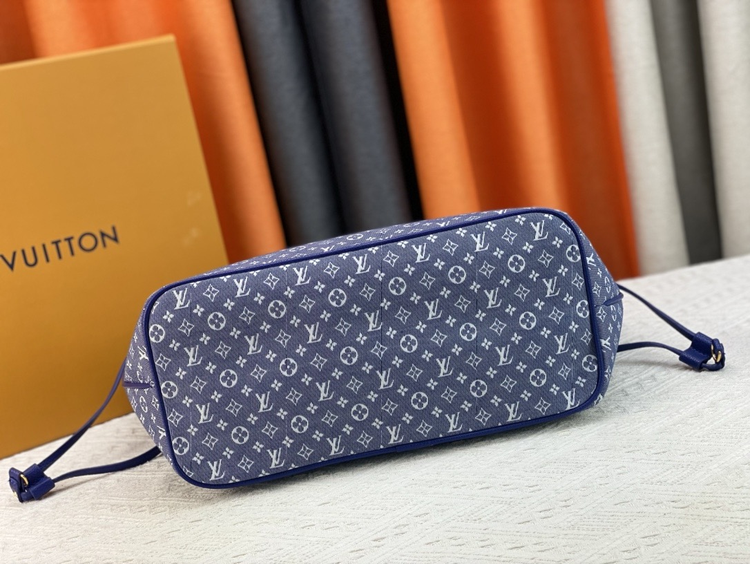 Louis Vuitton Shopping Bags 31*28*14cm