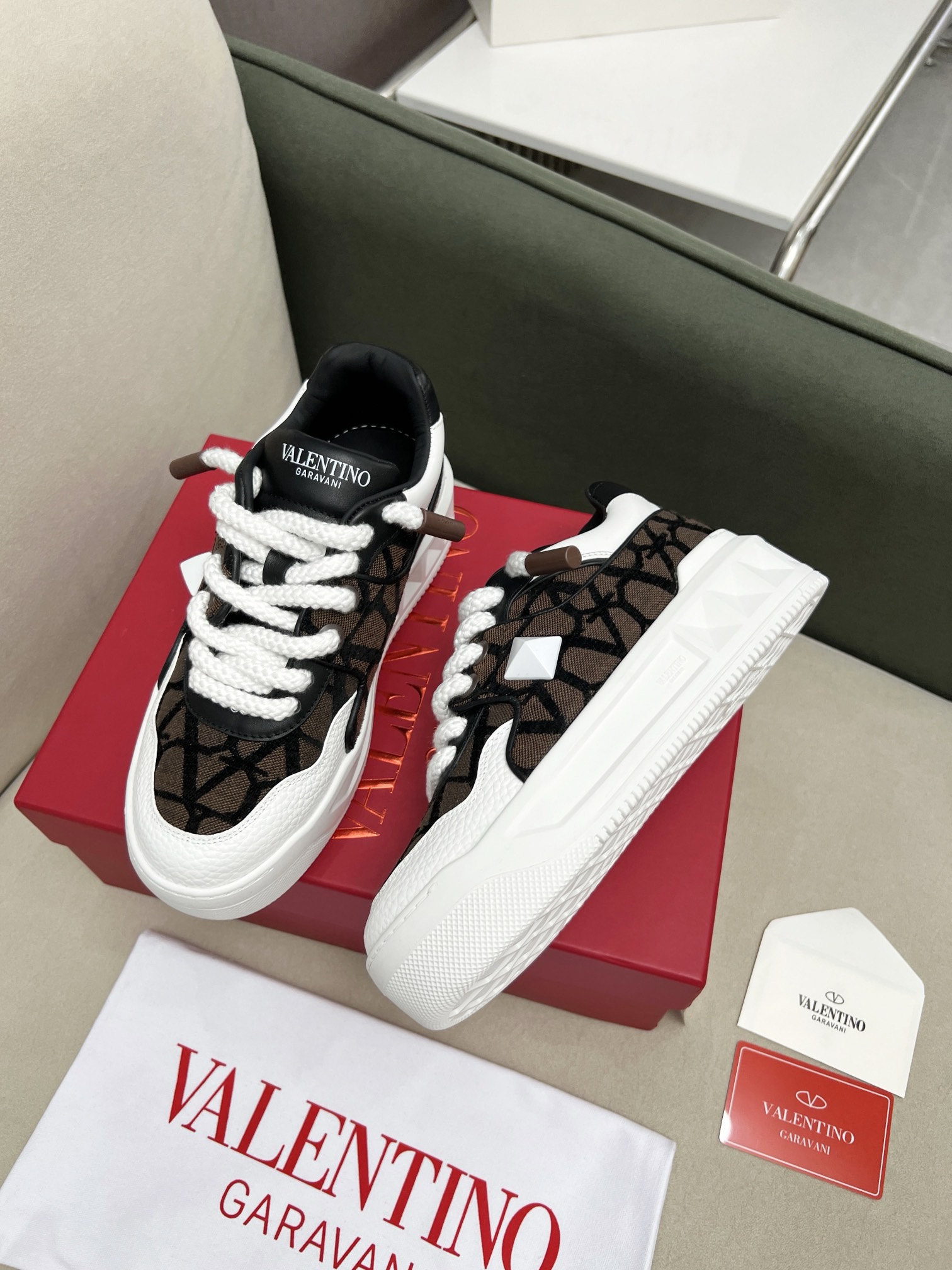 Valentino 2023 new Sneaker size 35-46