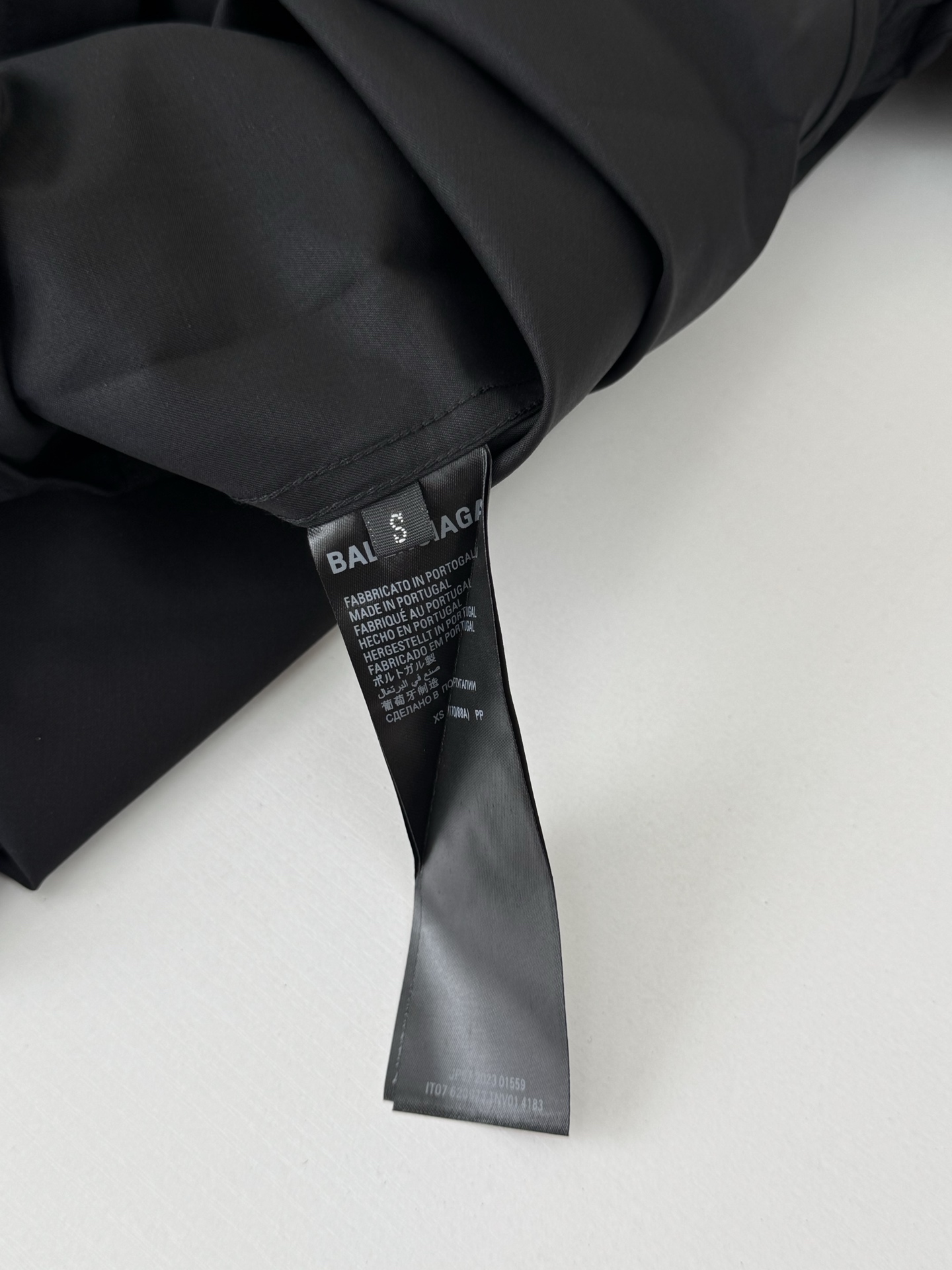 Balenciaga Unisex Shirt Size S-XL