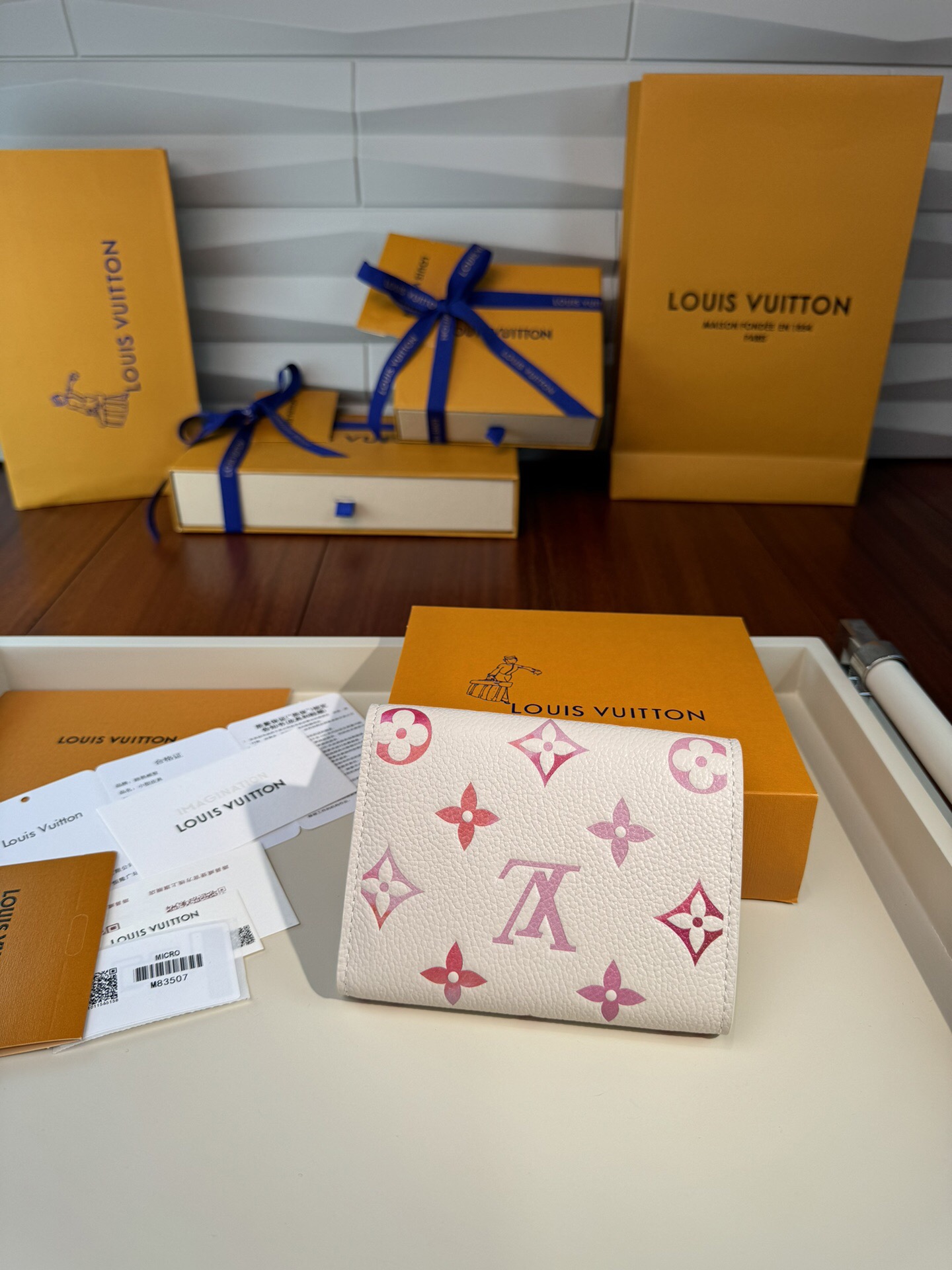 Louis Vuitton Monogram lmprint Size 12*9.5*2.5cm