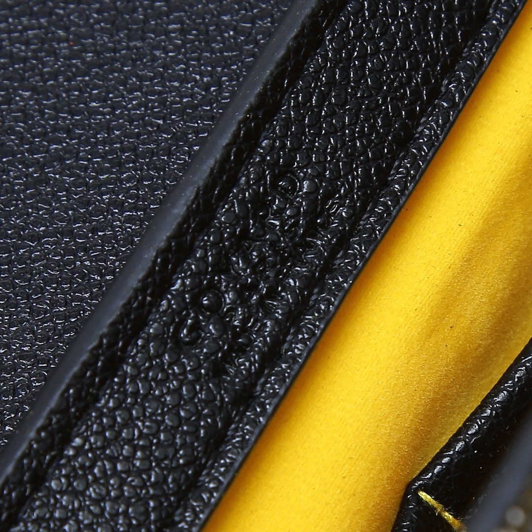 Goyard Vendome Shoulder Bags Size 25*17*8cm