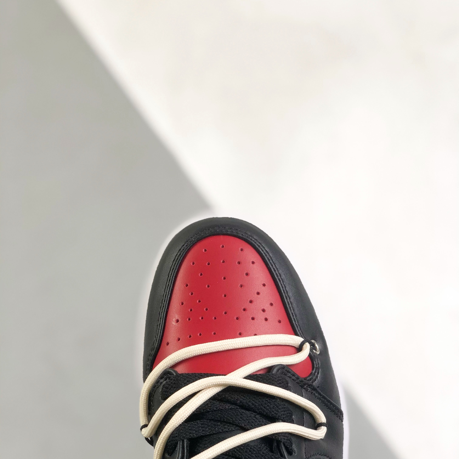 Nike Air Jordan 1 x OFF White Low Top Sneakers Shoes Gr. 36-46