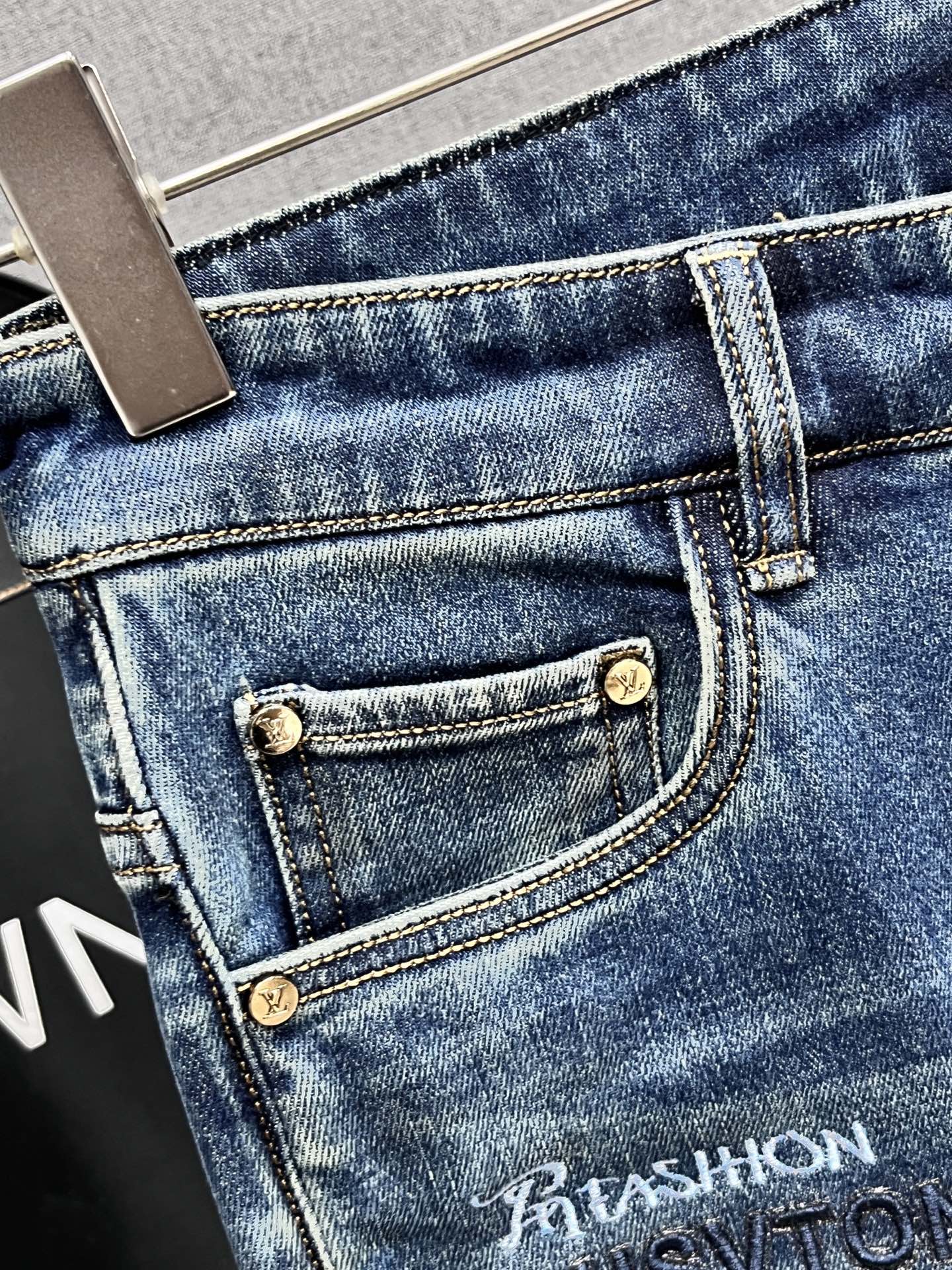 Louis Vuitton Jeans Men Size 29-38