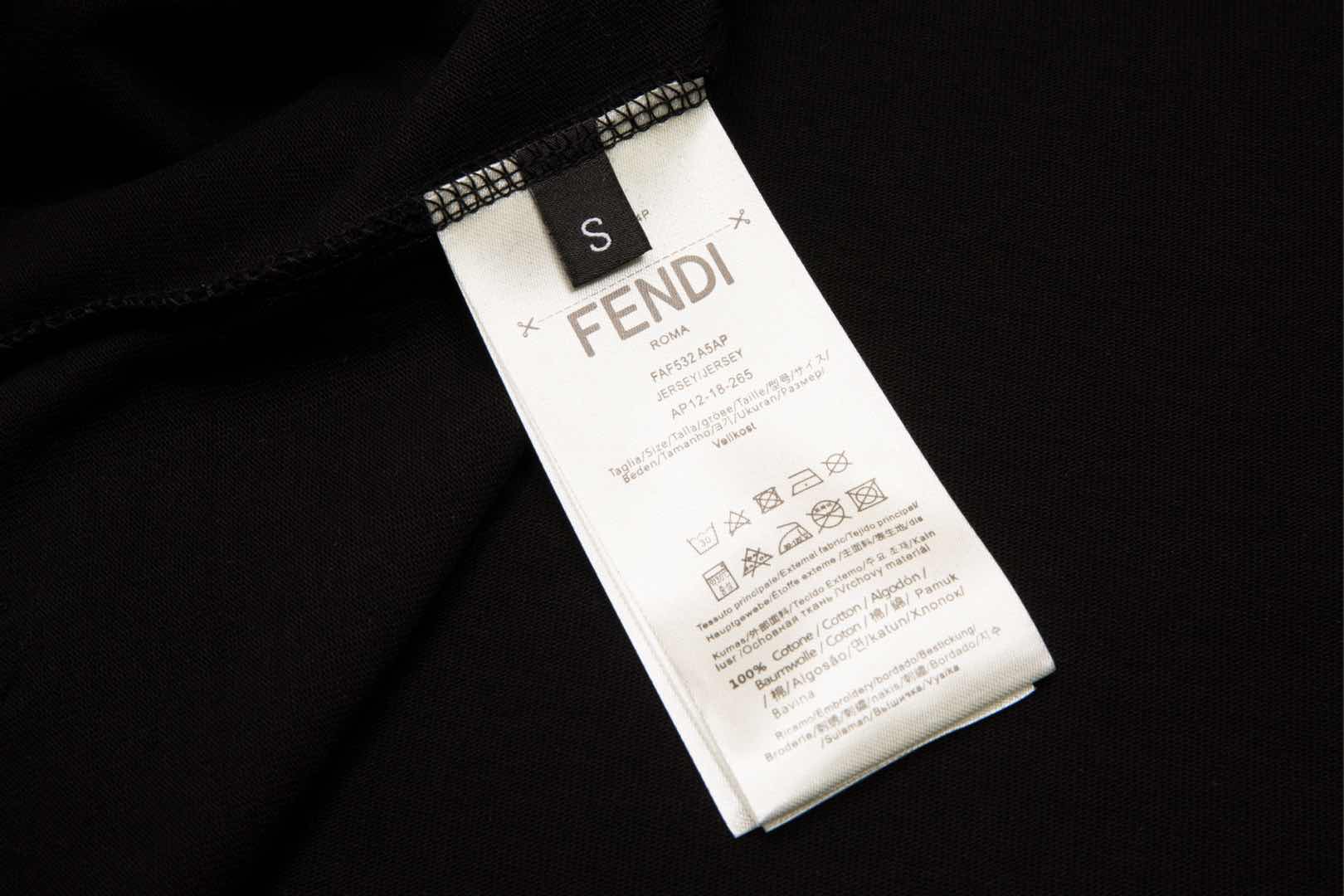 Fendi Unisex T Shirt XS-L