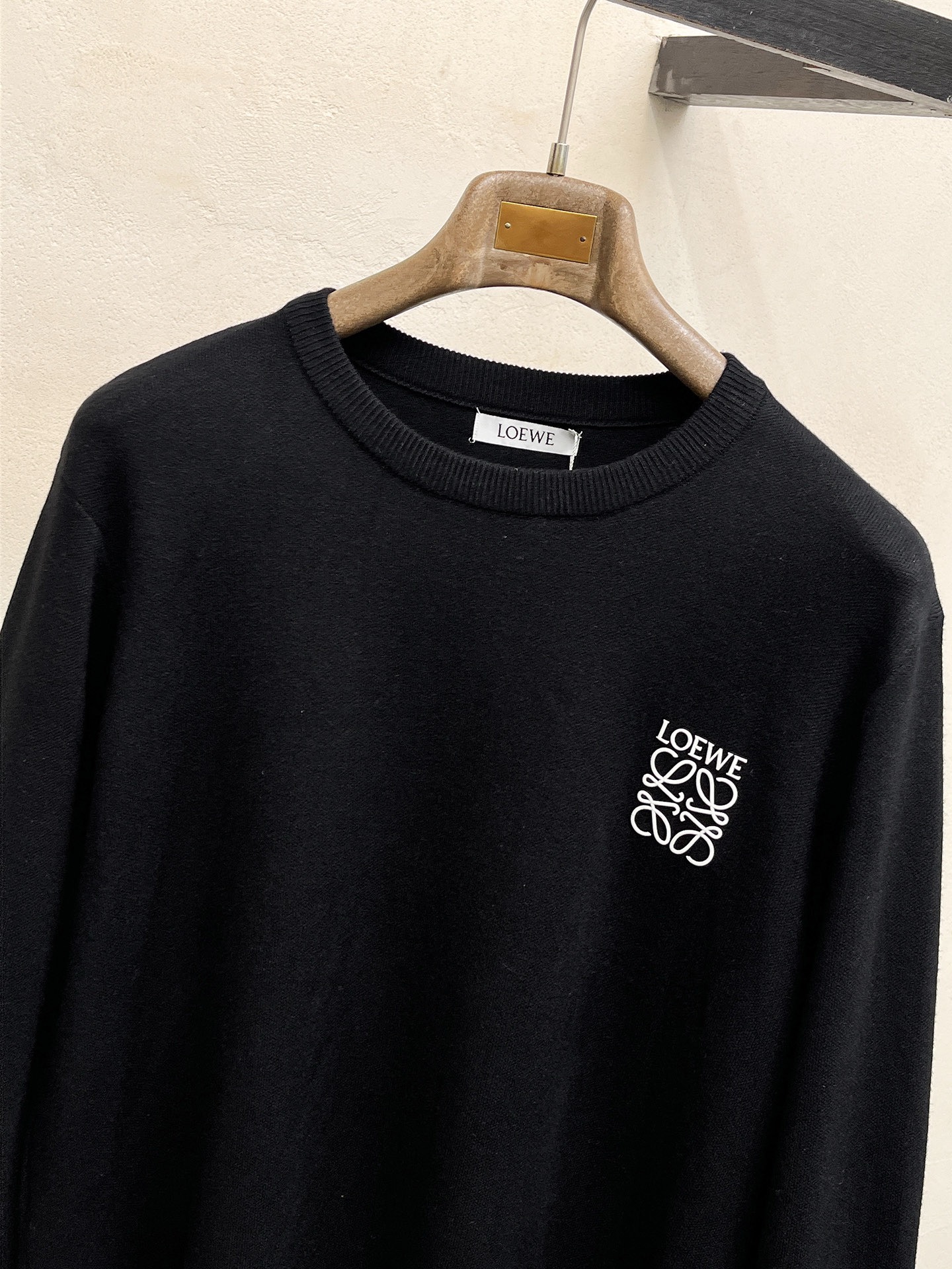 Loewe Unisex Sweatshirt Size M-XXXL