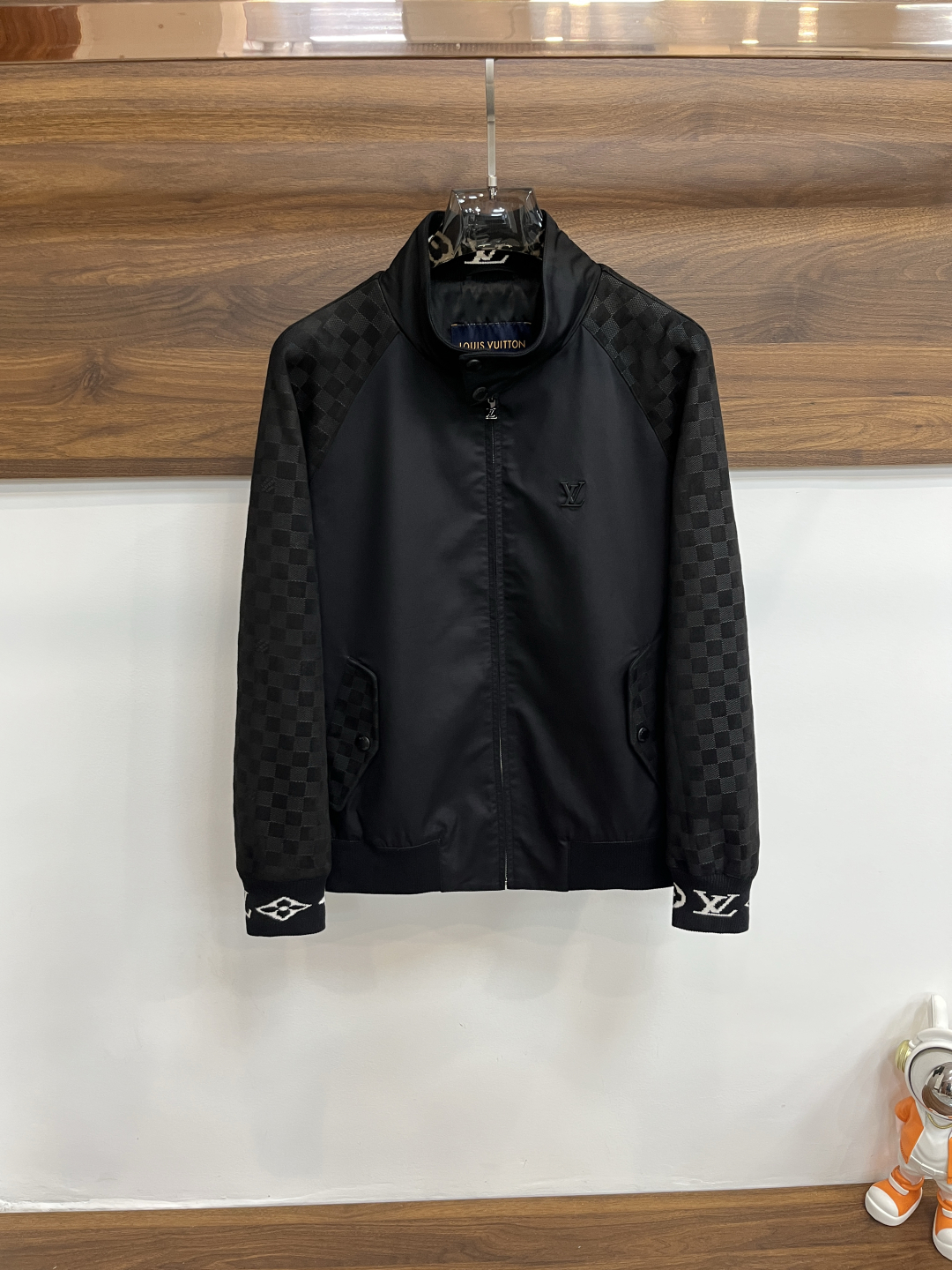 Louis Vuitton Unisex Jacket Size M-XXXL