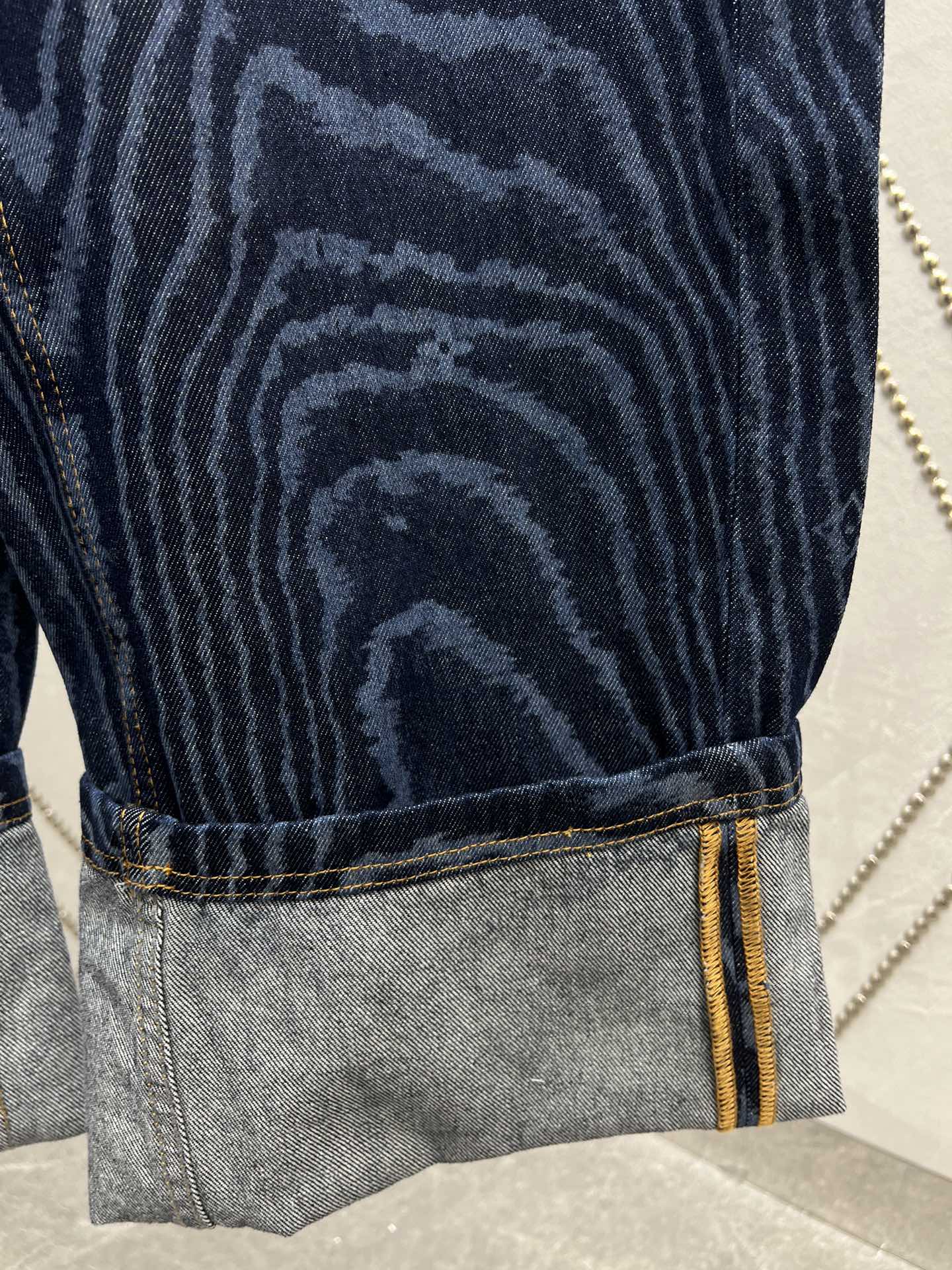 Louis Vuitton New Jeans Size S-XXL