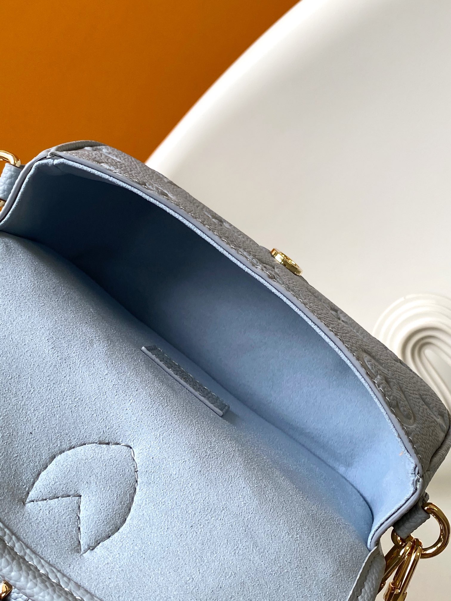 Louis Vuitton M83592 Nano Diane Women Shoulder Bags Size 19*10.5*6cm