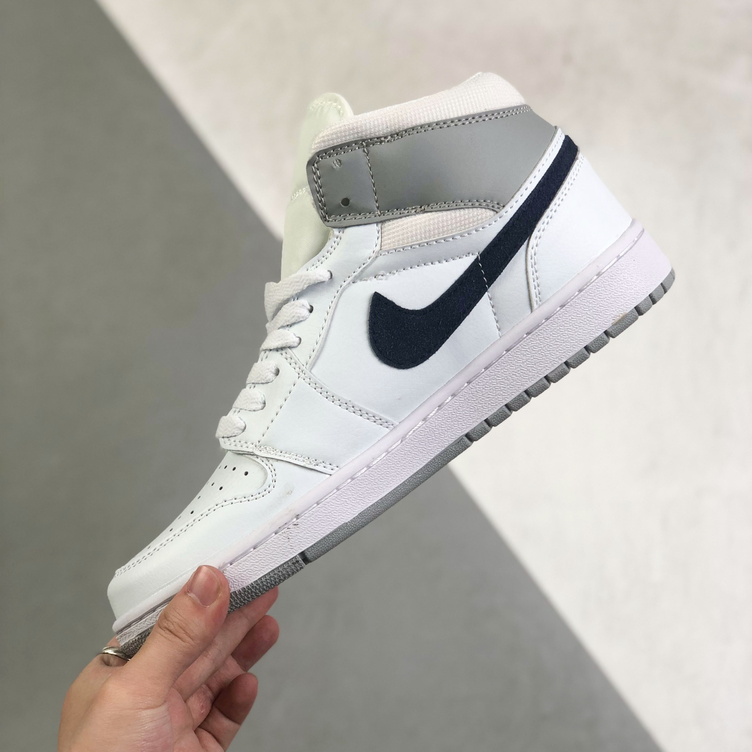 Nike Air Jordan 1 x OFF White Low Top Sneakers Shoes Gr. 36-46