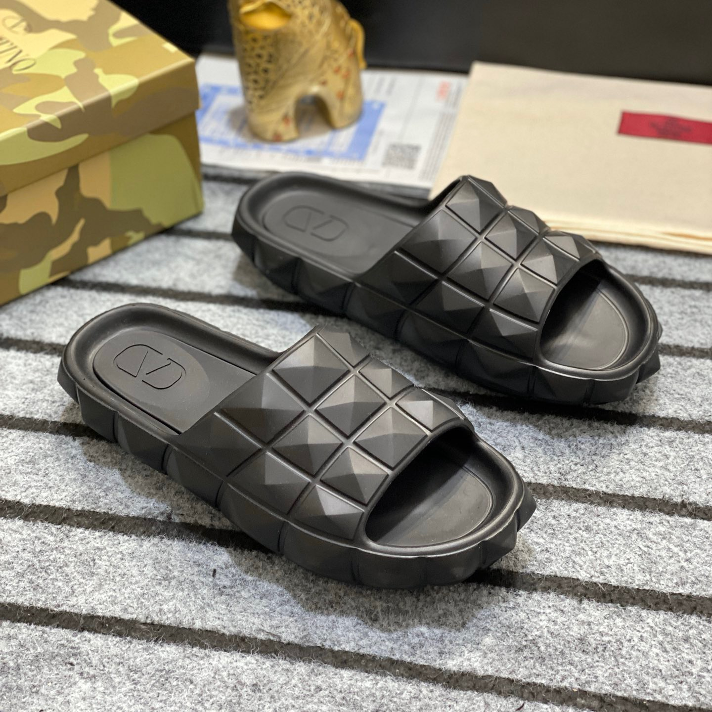 Valentino Sandals for Men Size 39-45 3-Color