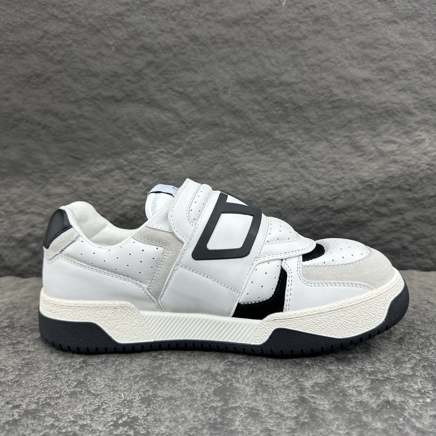 Valentino Joie De Jouer Sneaker Size 36-46