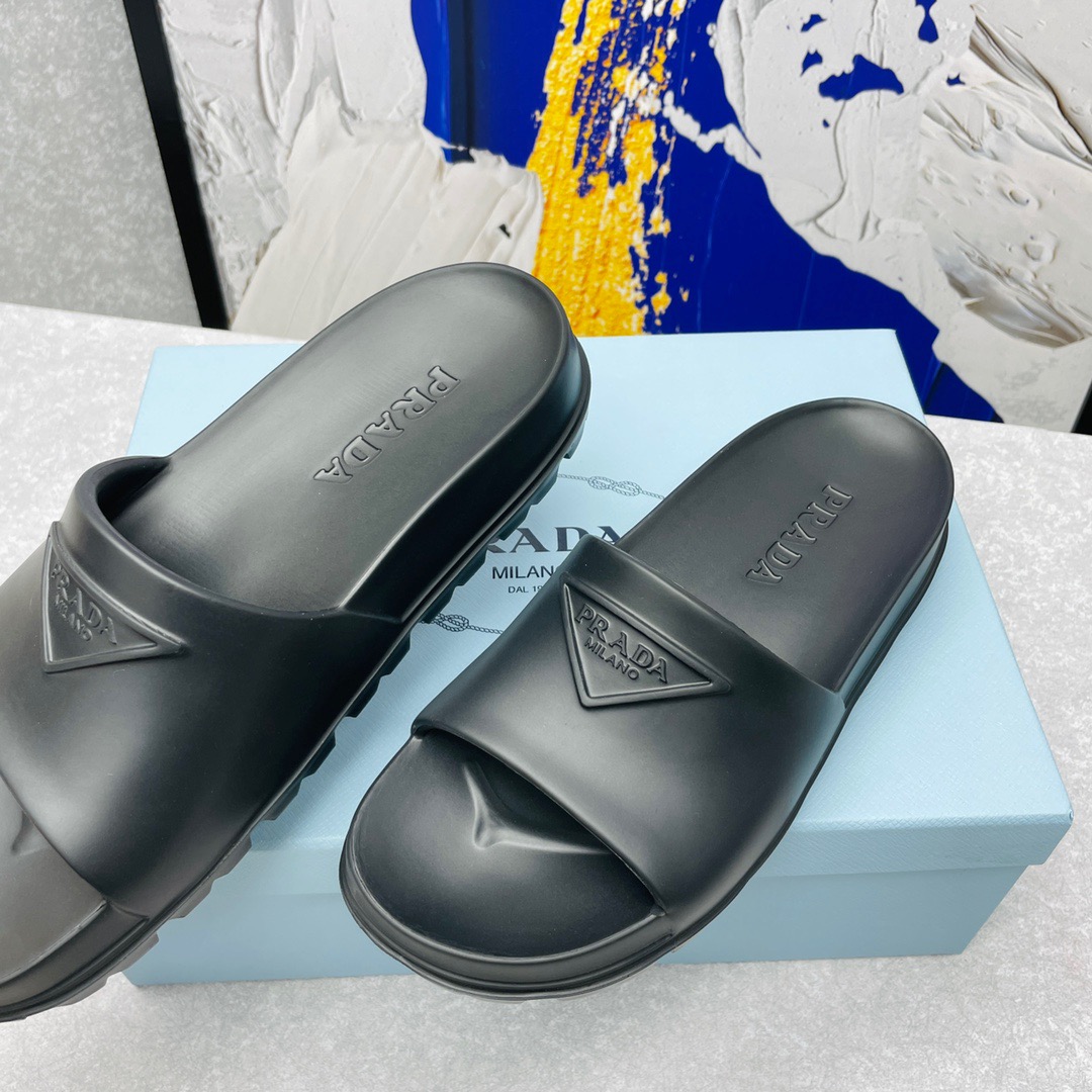 Prada Rubber Slippers Size 35-45 Black/White