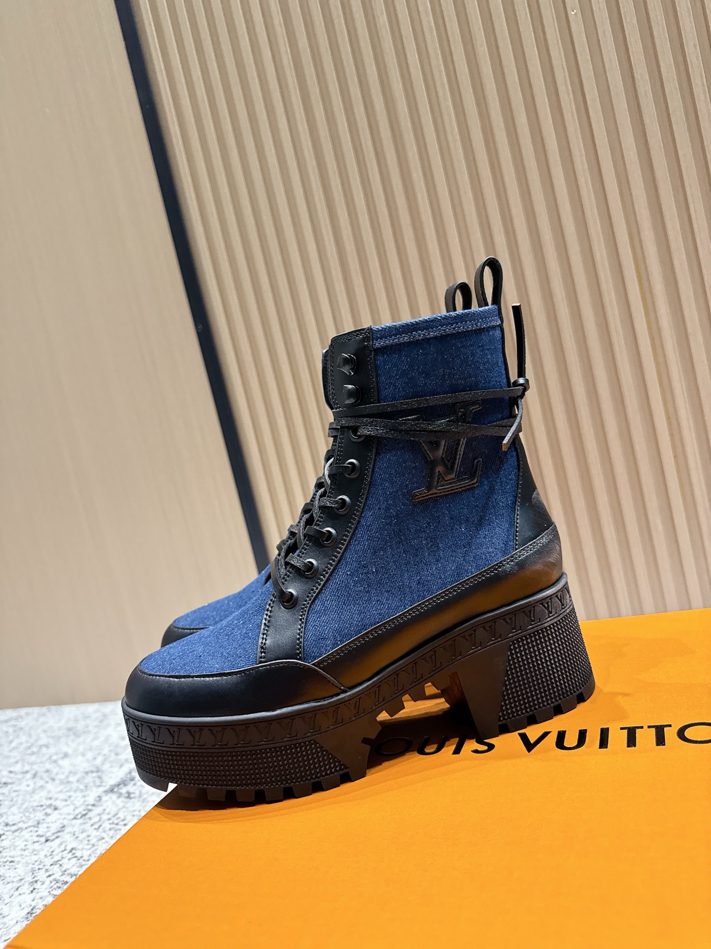 Louis Vuitton Women Boots Size 35-41