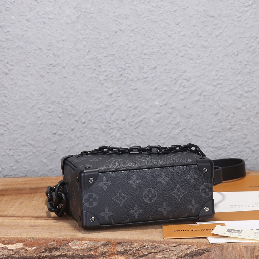 Louis Vuitton M44735 Soft Trunk Men Bags Size 18.5*13*8cm