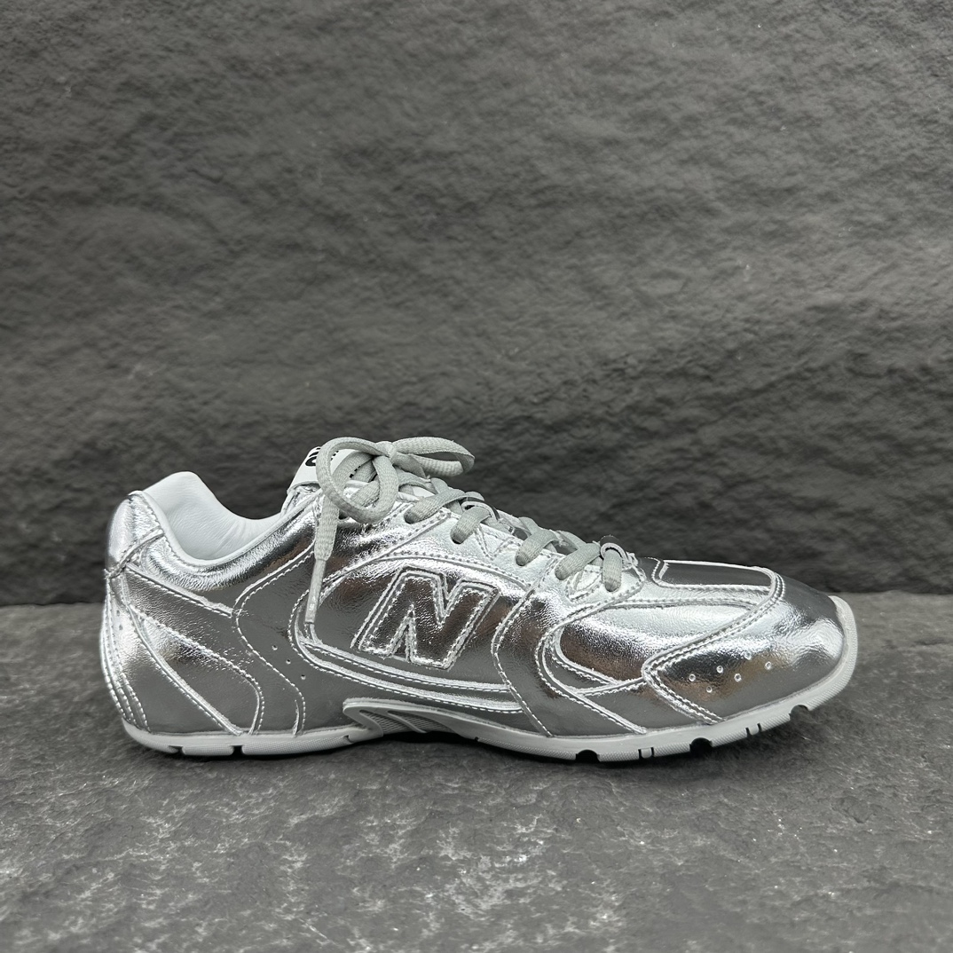 MiuMiu x New Balance Sneaker Size 35-46