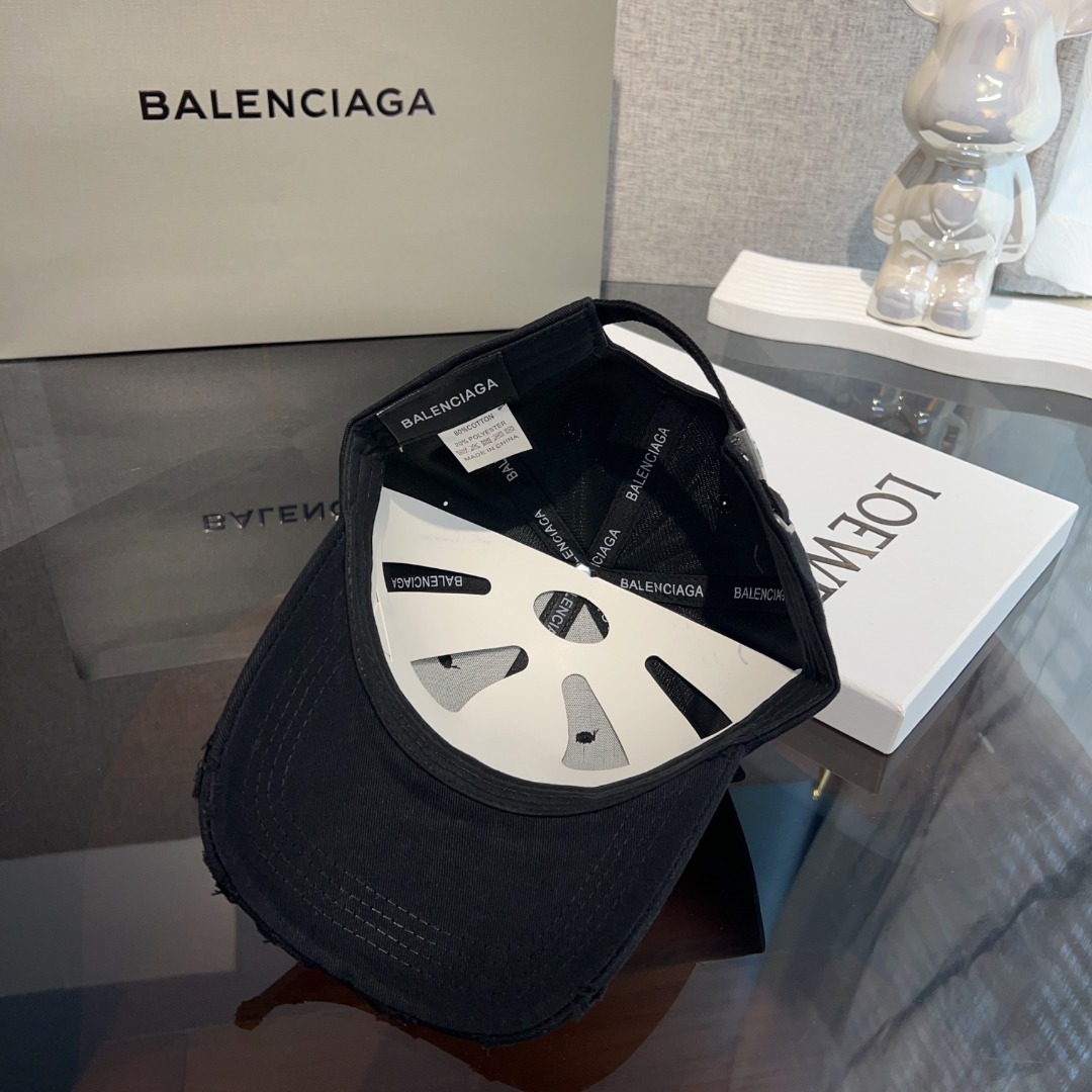 Balenciaga Baseball Cap