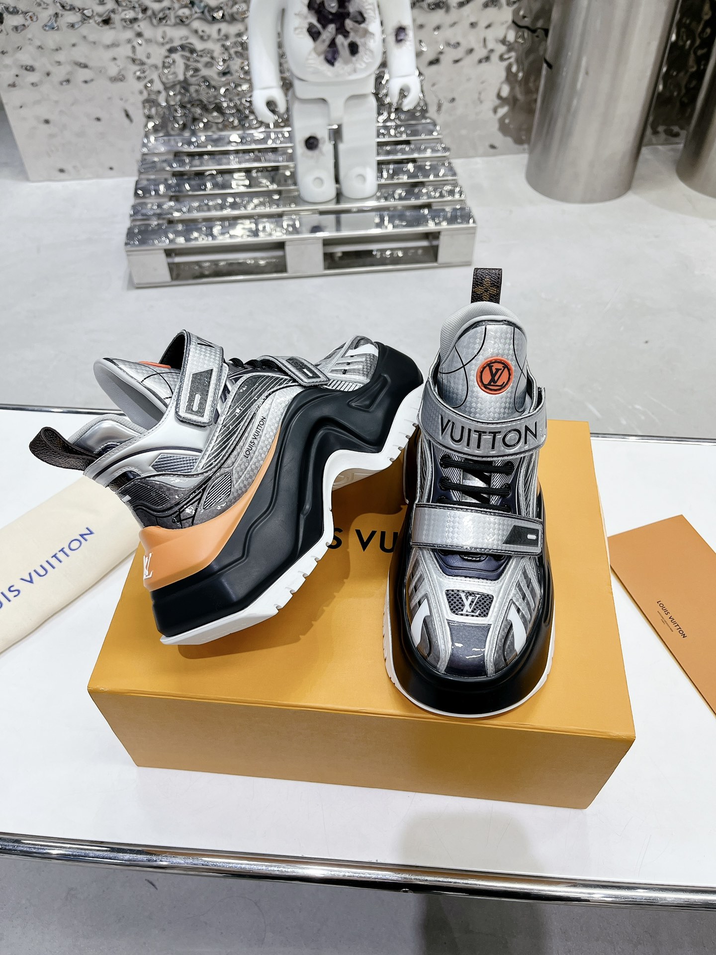 Louis Vuitton Cruise23 Archlight 2.0 Sneaker Size 36-41