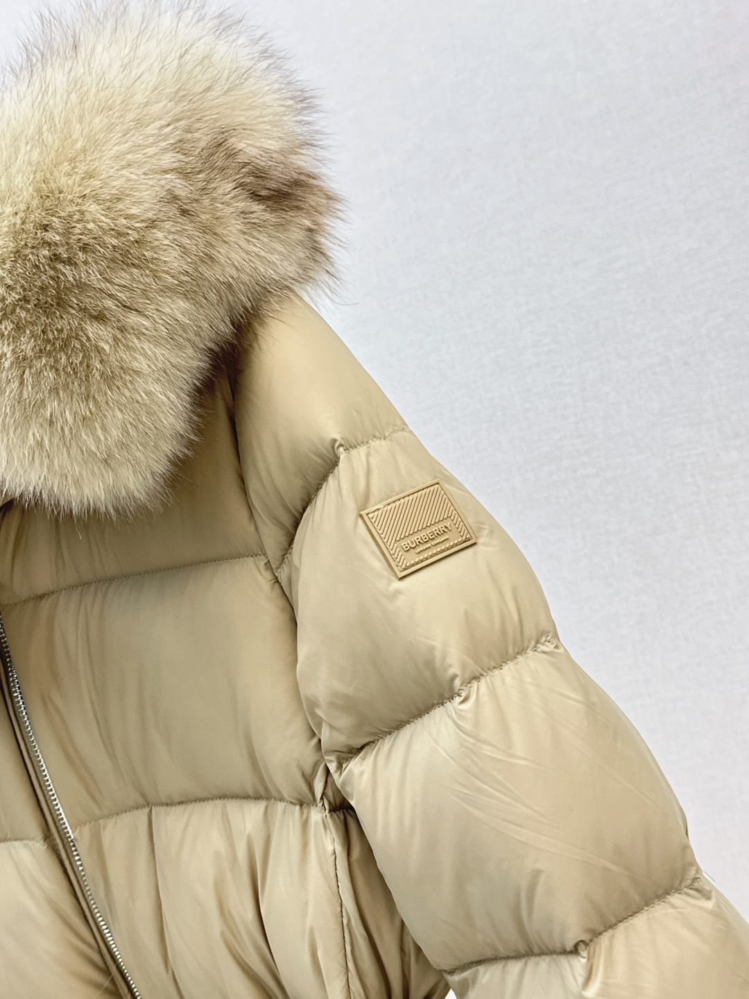 Burberry 25ss Women Winter Down Jacket Size S-XL