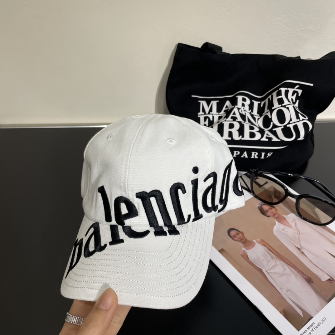 Balenciaga Baseball Cap