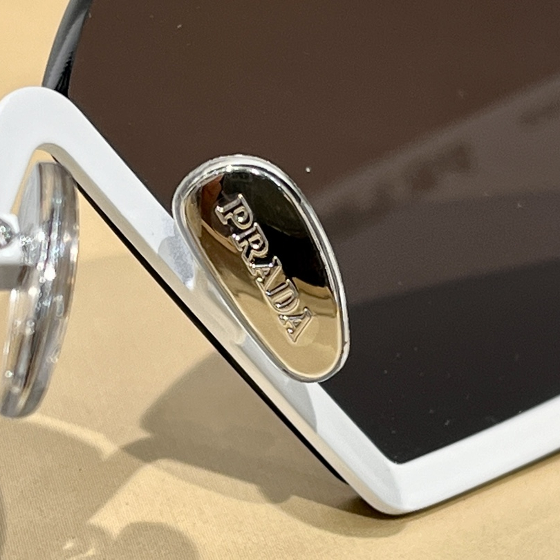 Prada Runway sunglasses SPR58Z