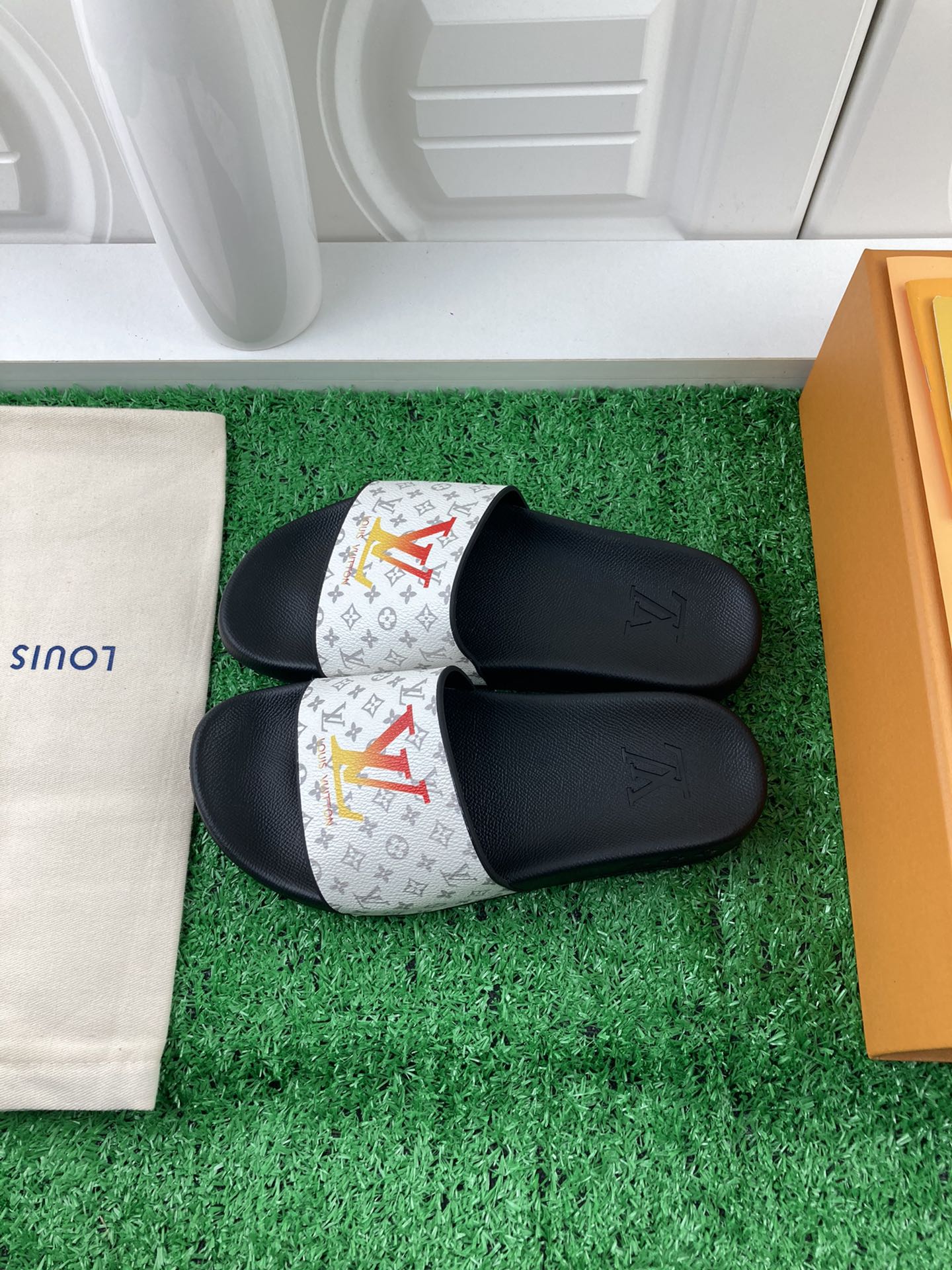 Louis Vuitton 2024ss Candy Series Slippers Size 36-45