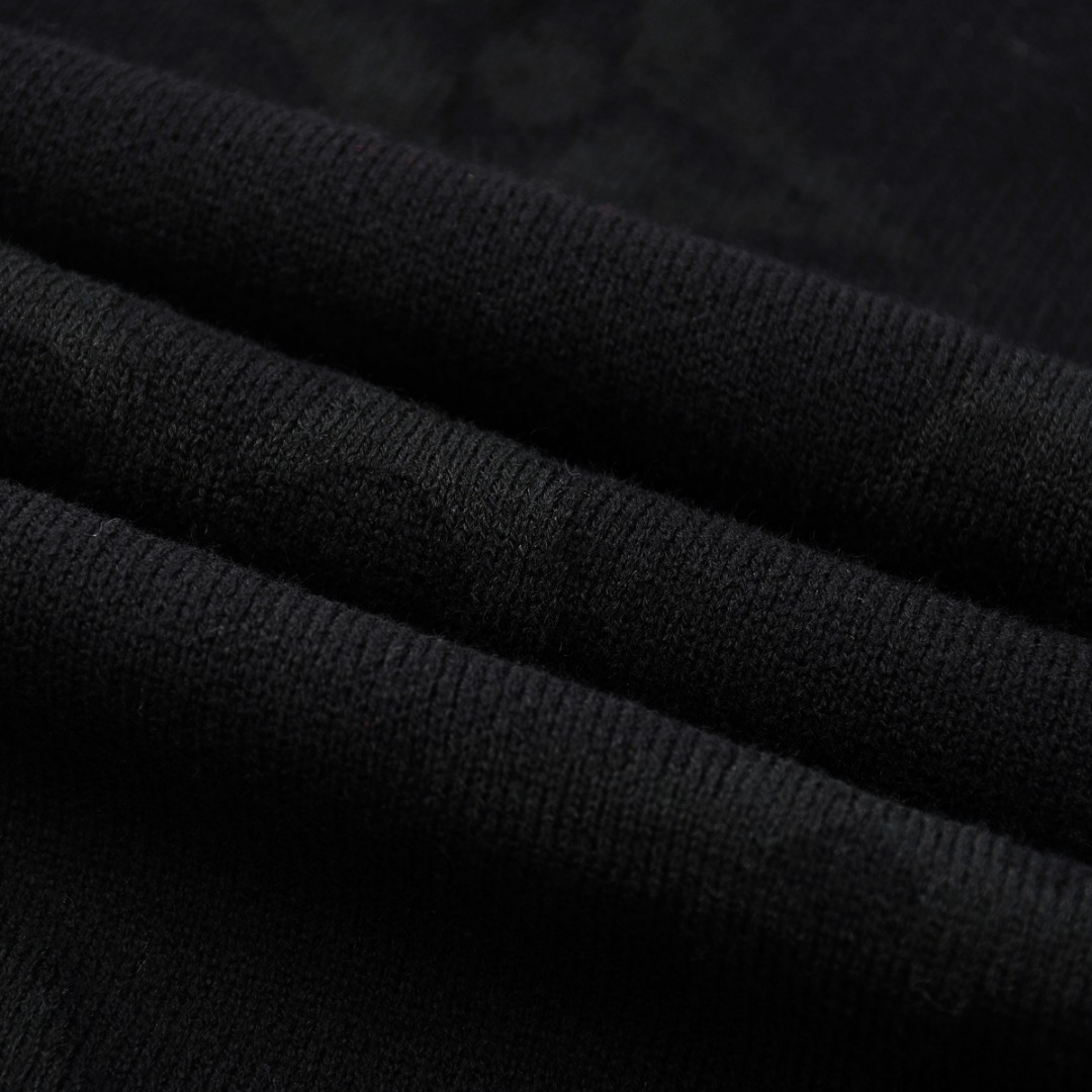 Louis Vuitton Unisex Sweatshirt Size S-XL