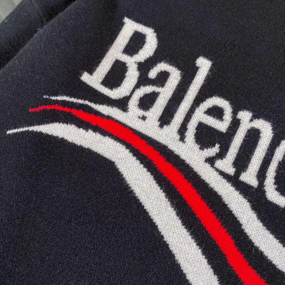Balenciaga Unisex Sweatshirt Size S-L