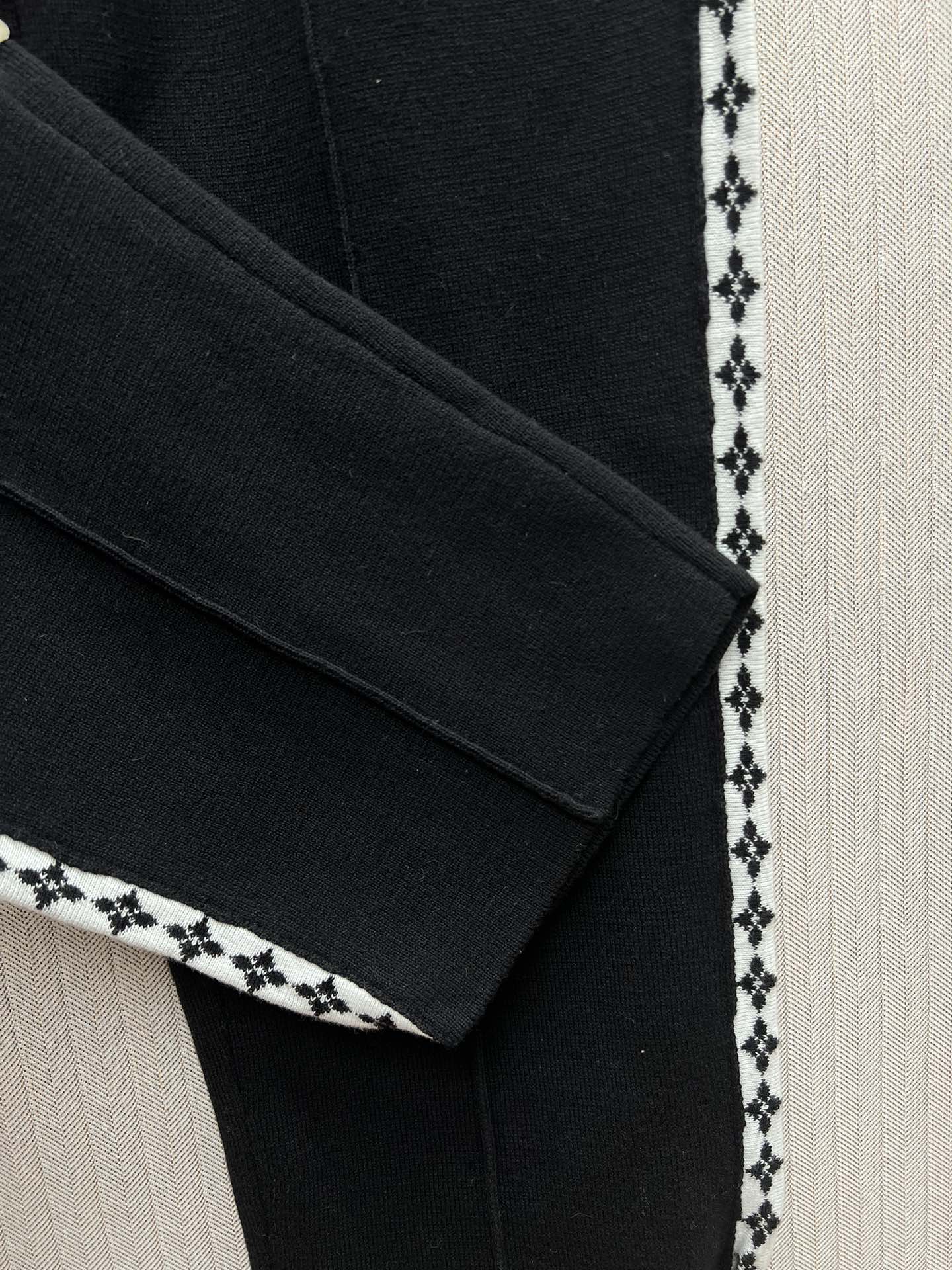 Louis Vuitton Unisex Pants Size S-XL