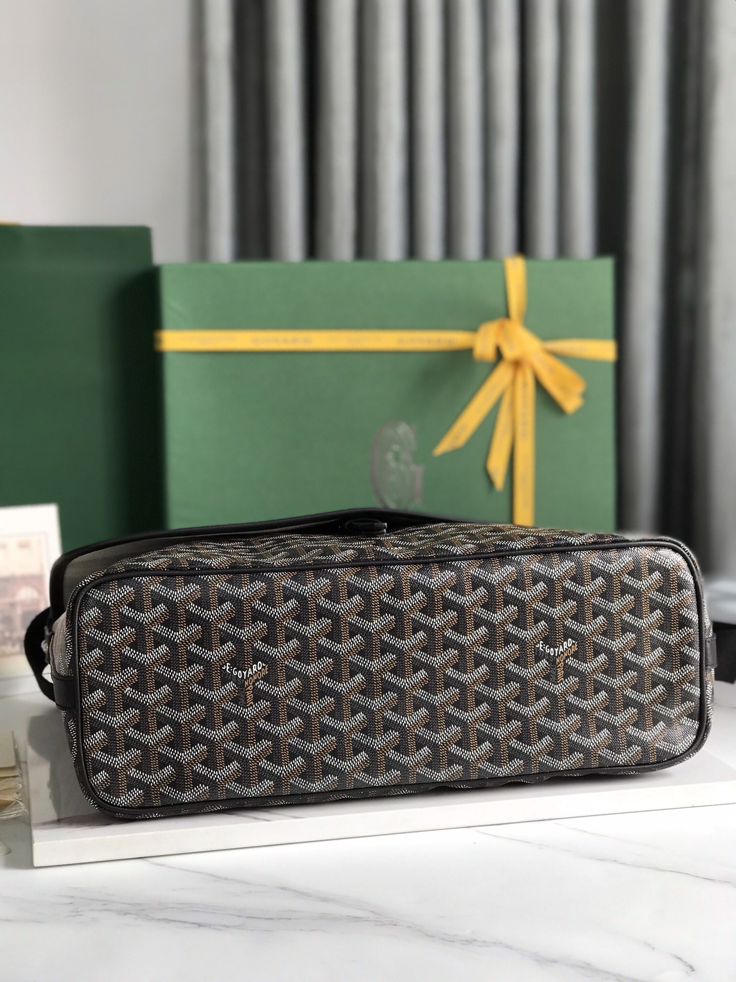 Goyard Citadin Shoulder Bags Size 35*26*7.5cm