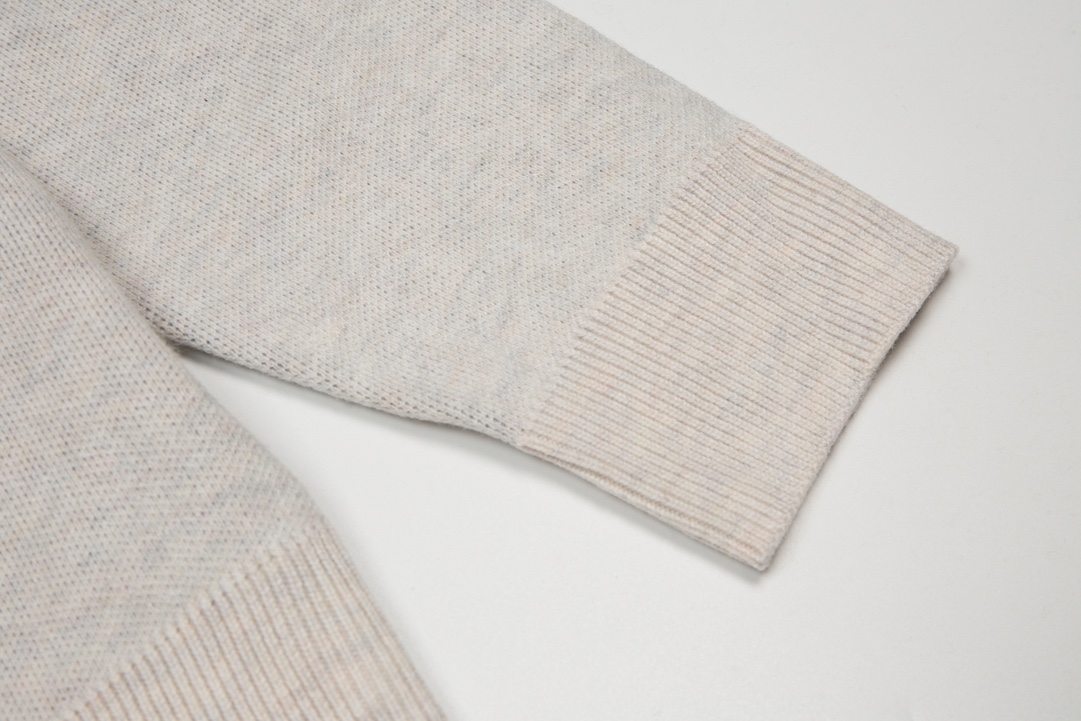 Fendi Unisex Sweatshirt Size S-XL