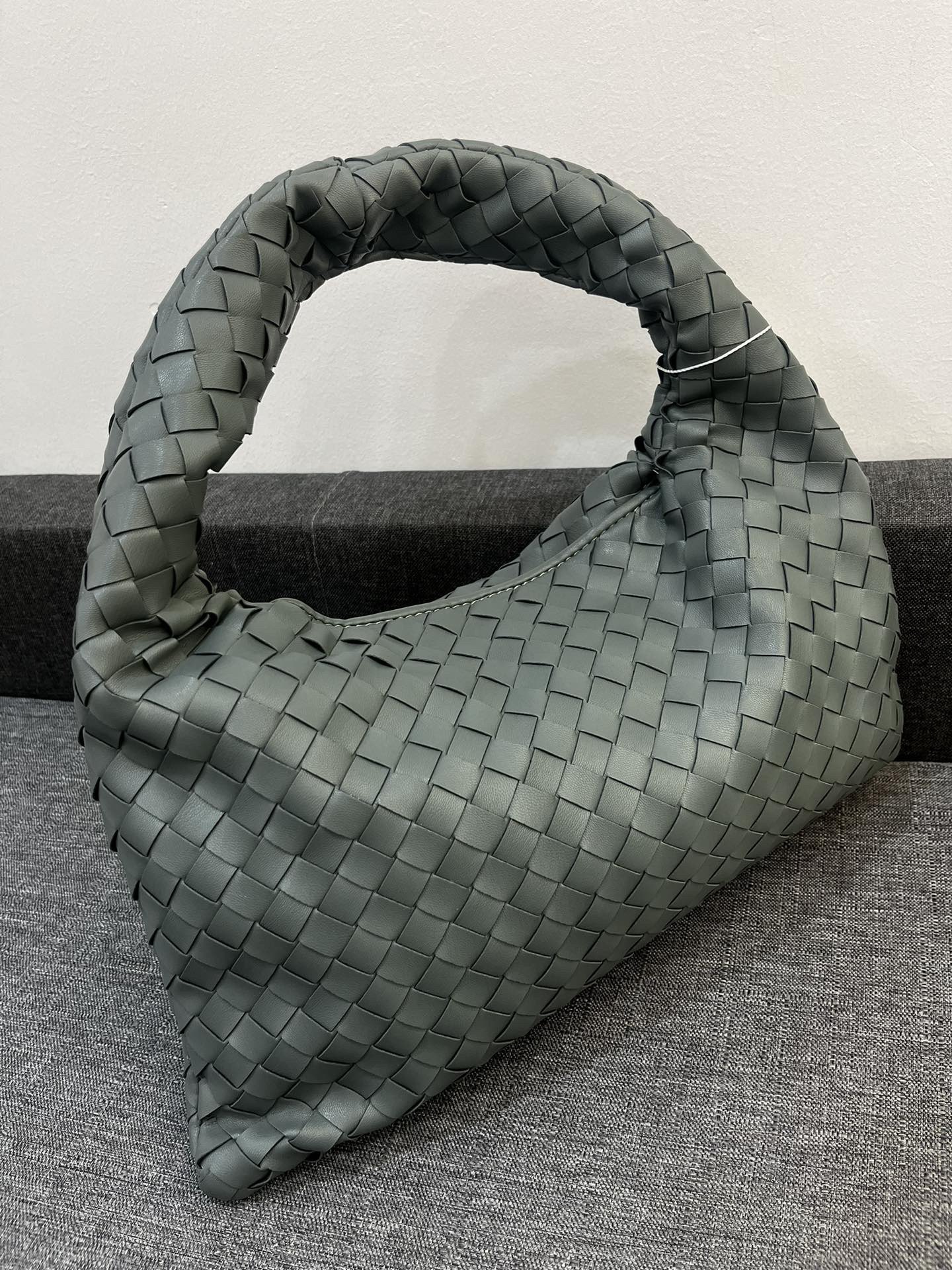 Bottega Veneta HO Shoulder Bags 40*24cm