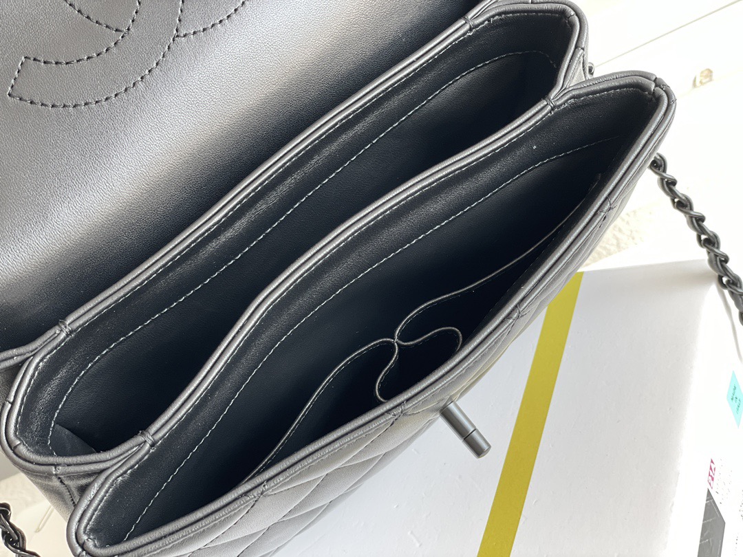 Chanel Trendy CC 2022ss Shoulder Bags 25*17*12cm