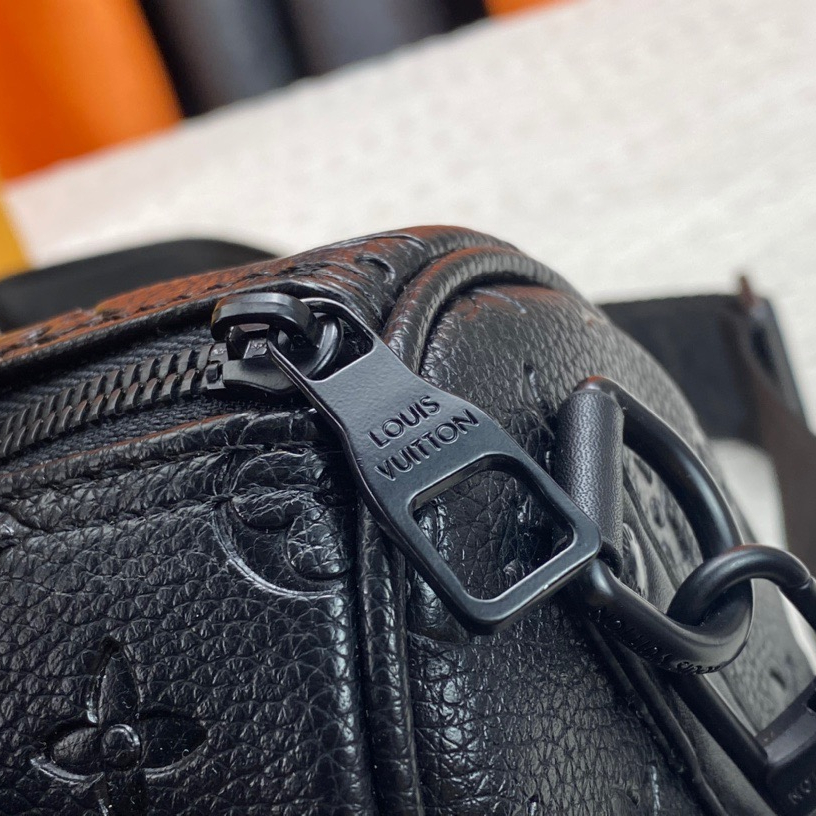 Louis Vuitton Keepall Bandoulière 25 Bags for Men