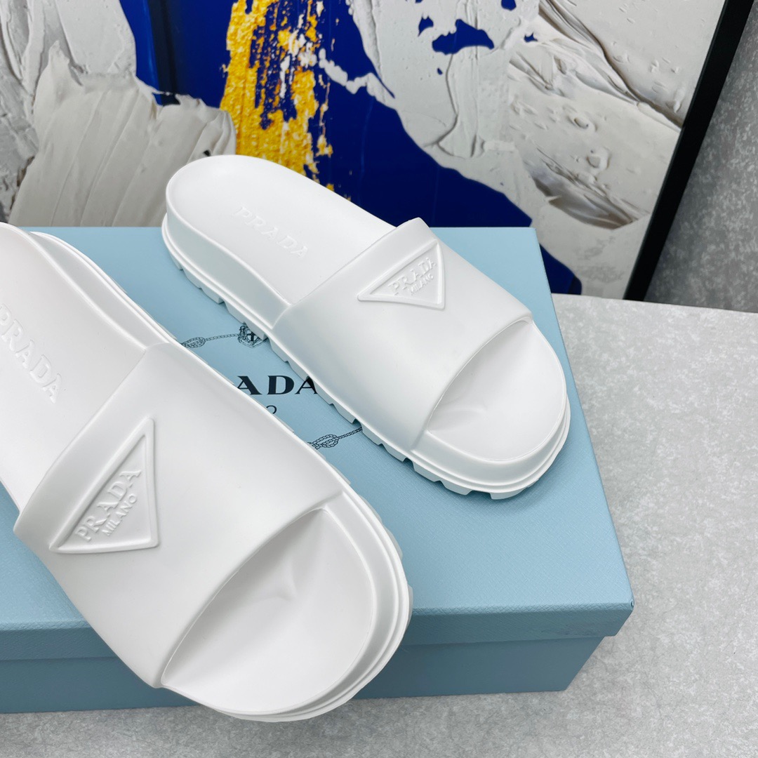 Prada Rubber Slippers Size 35-45 Black/White