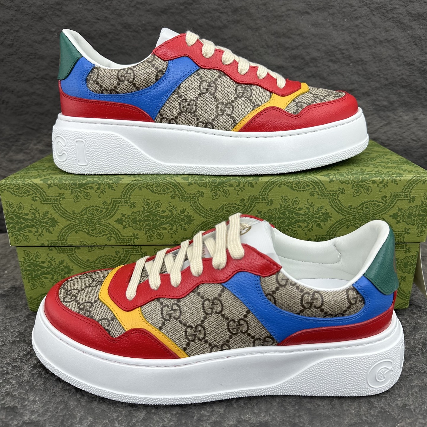 Gucci GG Supreme Sneaker Size 36-46