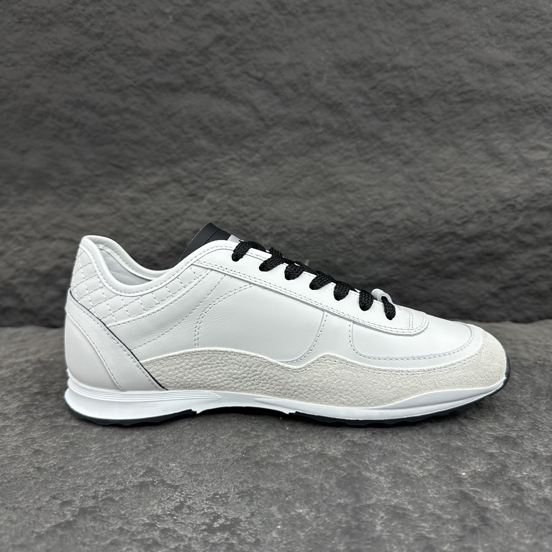 Chanel 2025ss CoCo Sneaker Size 36-46