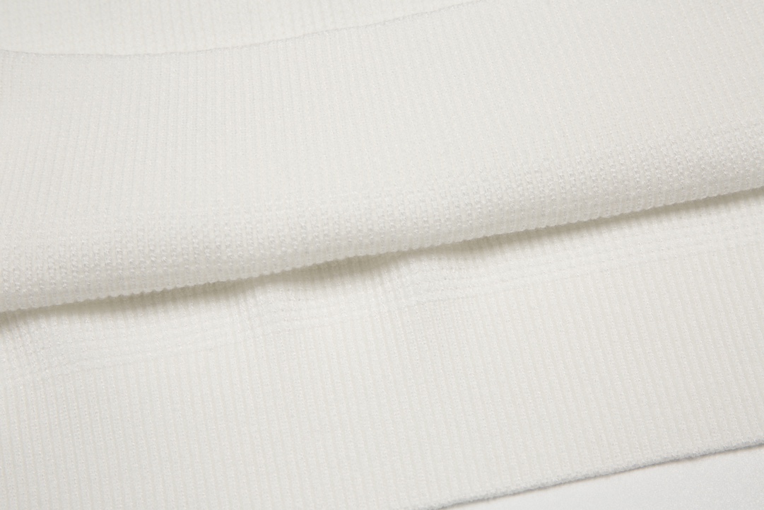 Burberry Unisex Sweatshirt Size S-XXL