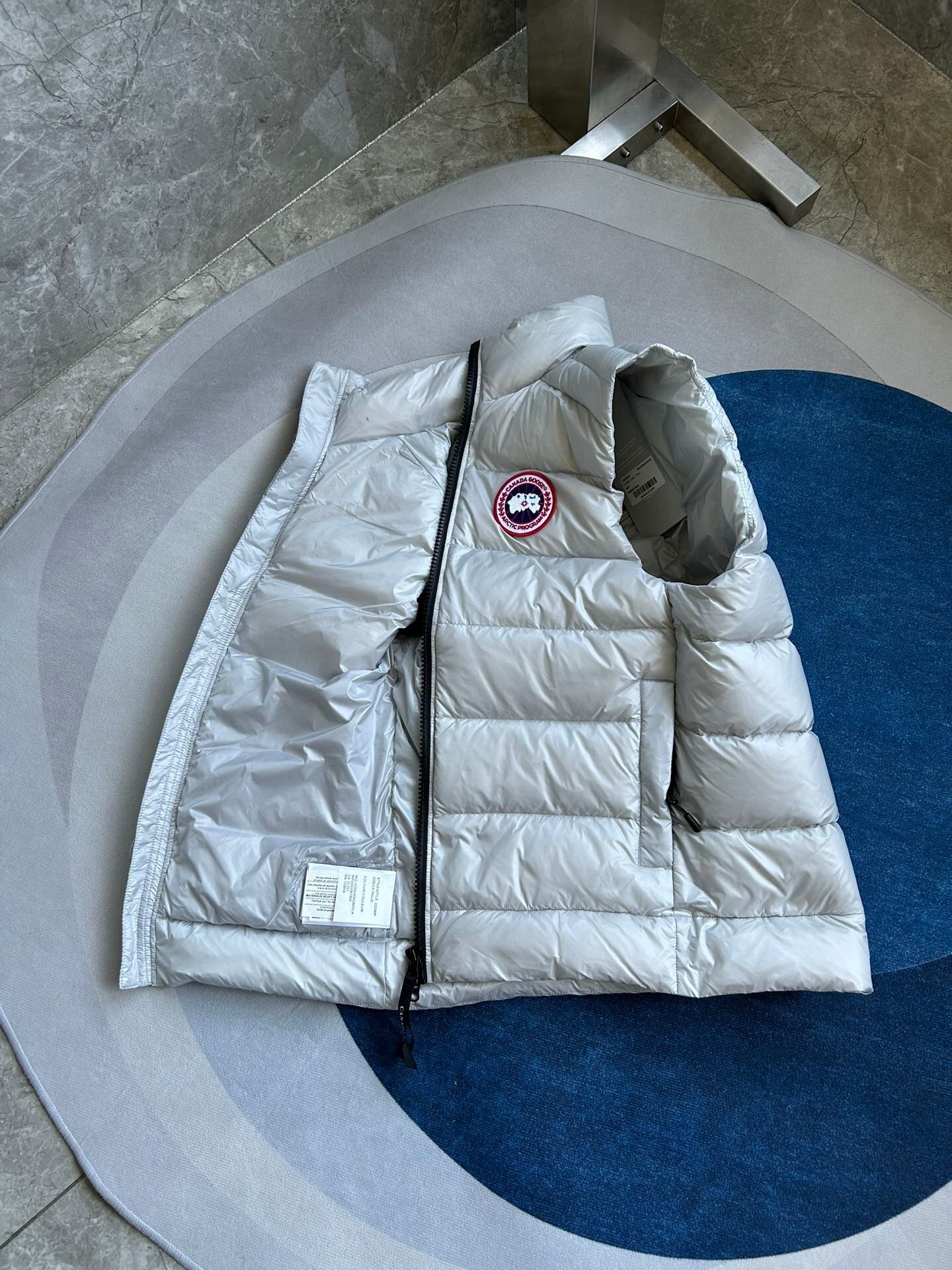 Canada Goose E2229 Crofton Vest-WD Men Winter Vest Size S-XXL