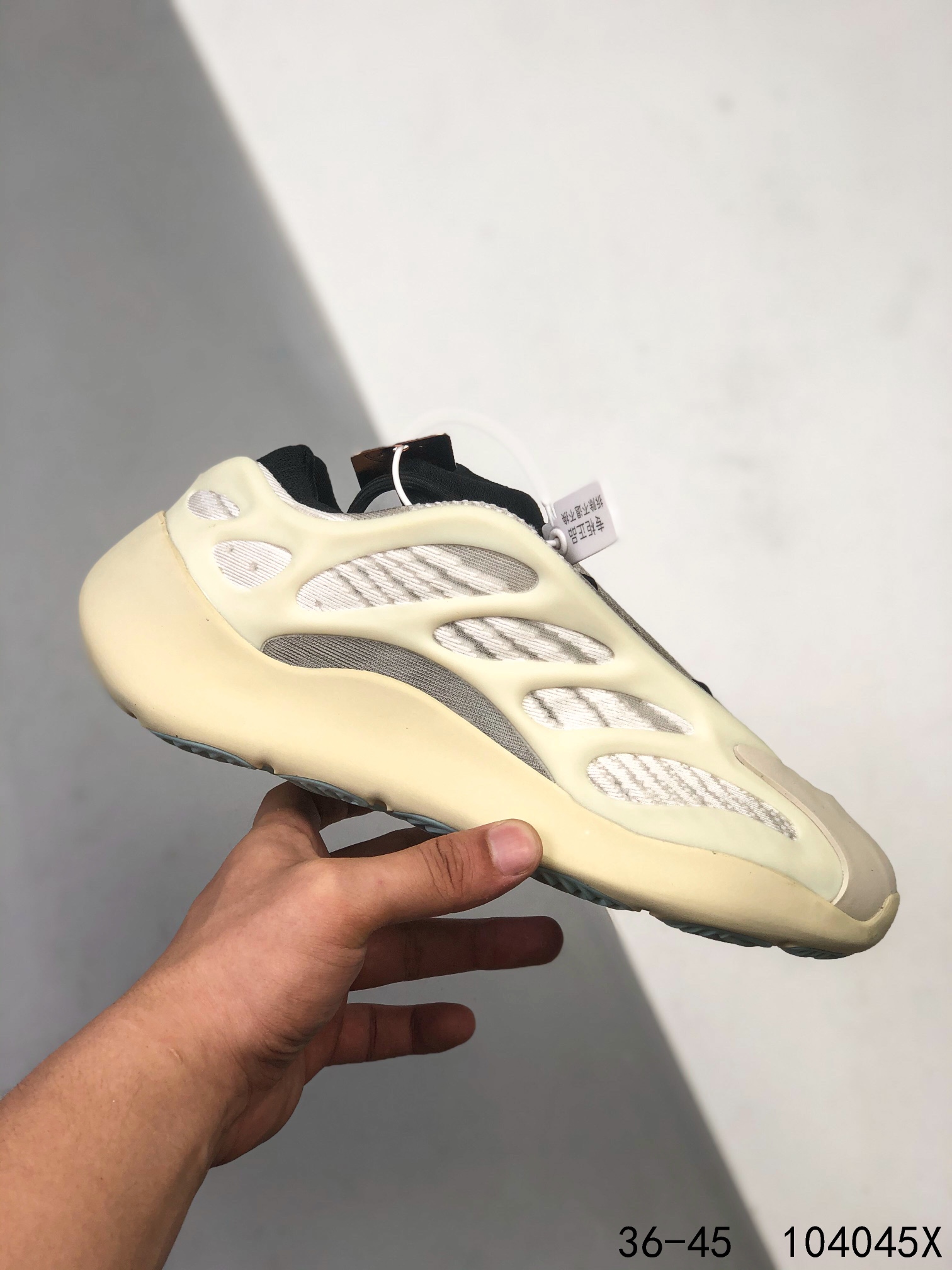 Yeezy 700 V3 Mens/Women's Sneakers Shoes 36 - 45